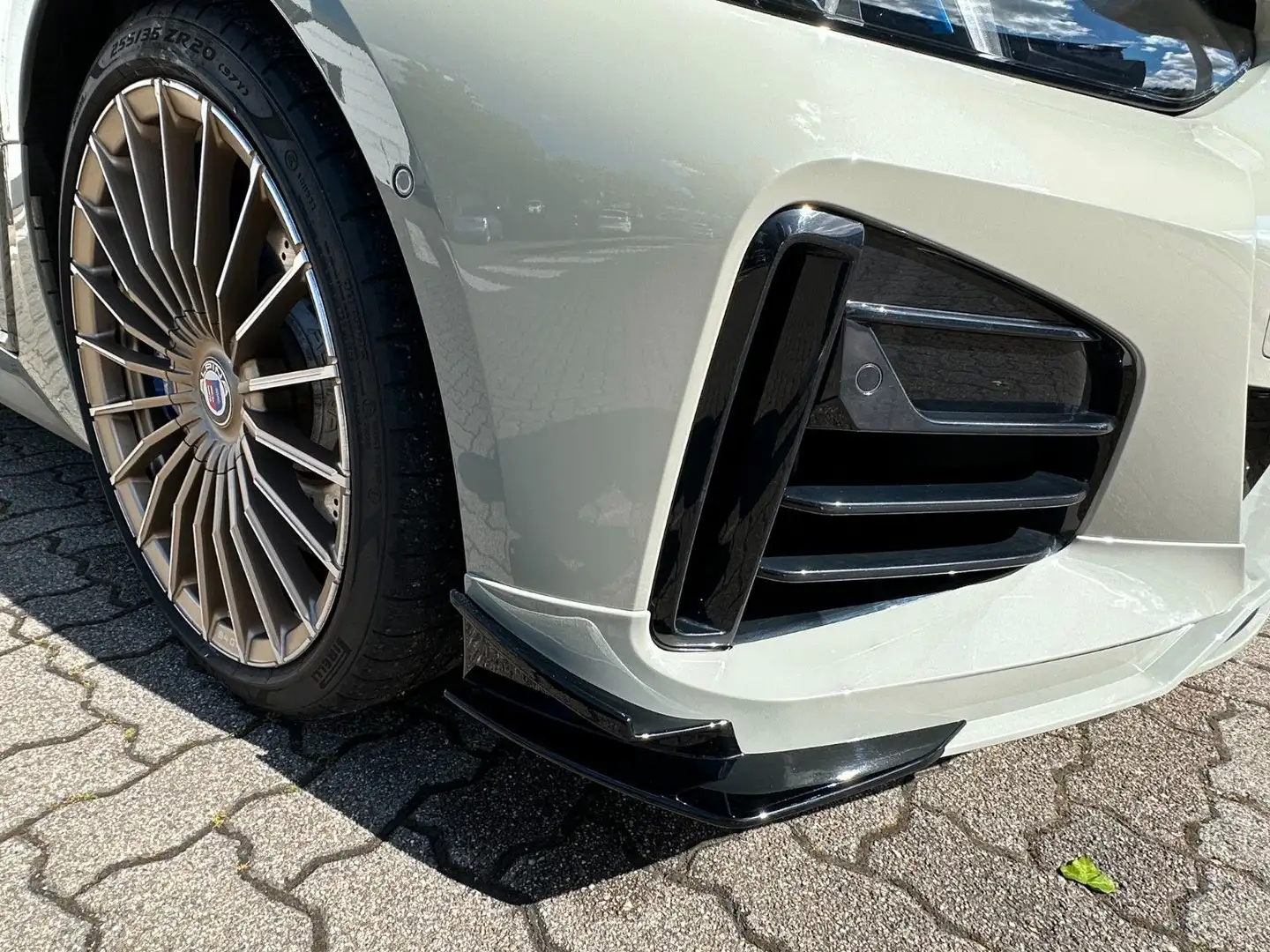Alpina B4 3.0 Allrad GT +GlasSD +Hifi h/k +360°+DA Prof Grau - 2