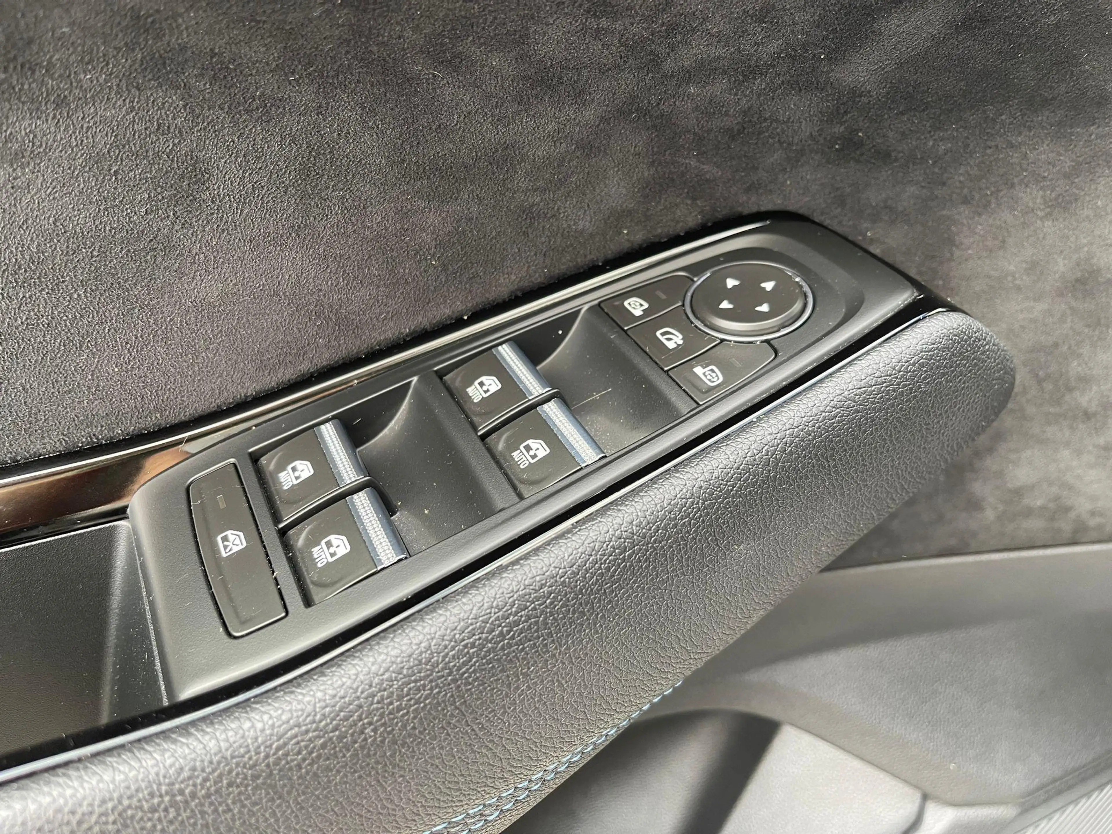 Renault Austral E-Tech Full hybrid 200 Techno Esprit Alp — photo 15