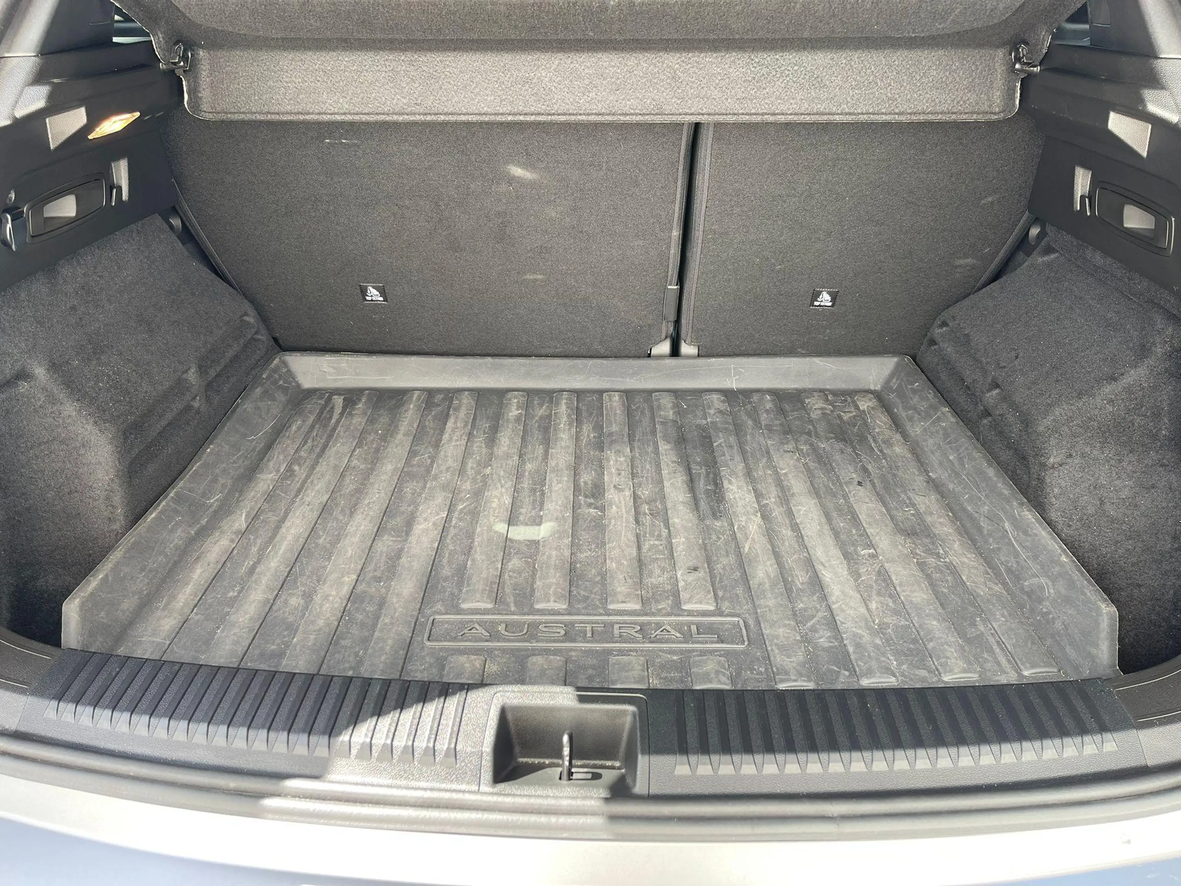 Renault Austral E-Tech Full hybrid 200 Techno Esprit Alp — photo 7