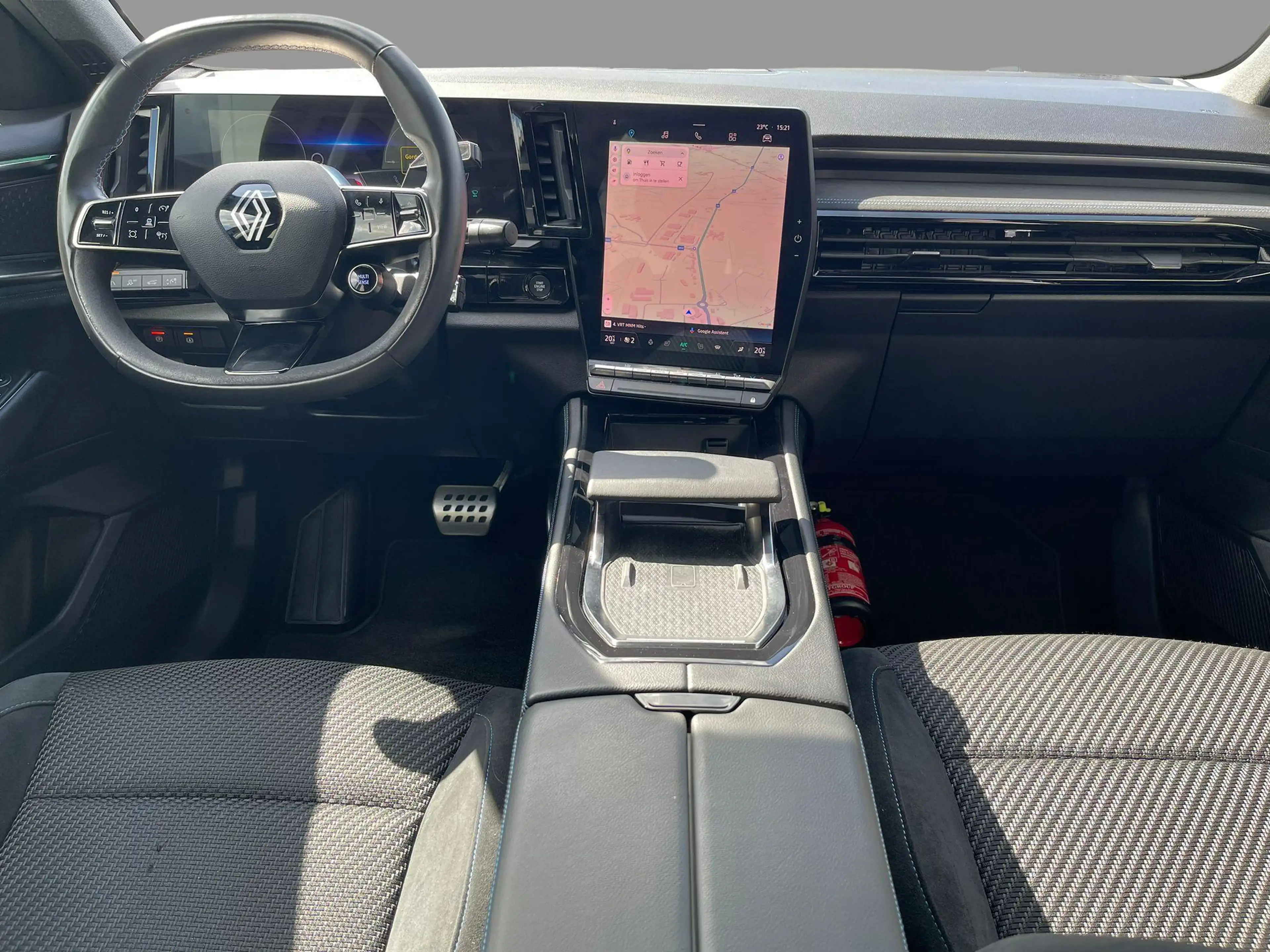 Renault Austral E-Tech Full hybrid 200 Techno Esprit Alp — photo 8