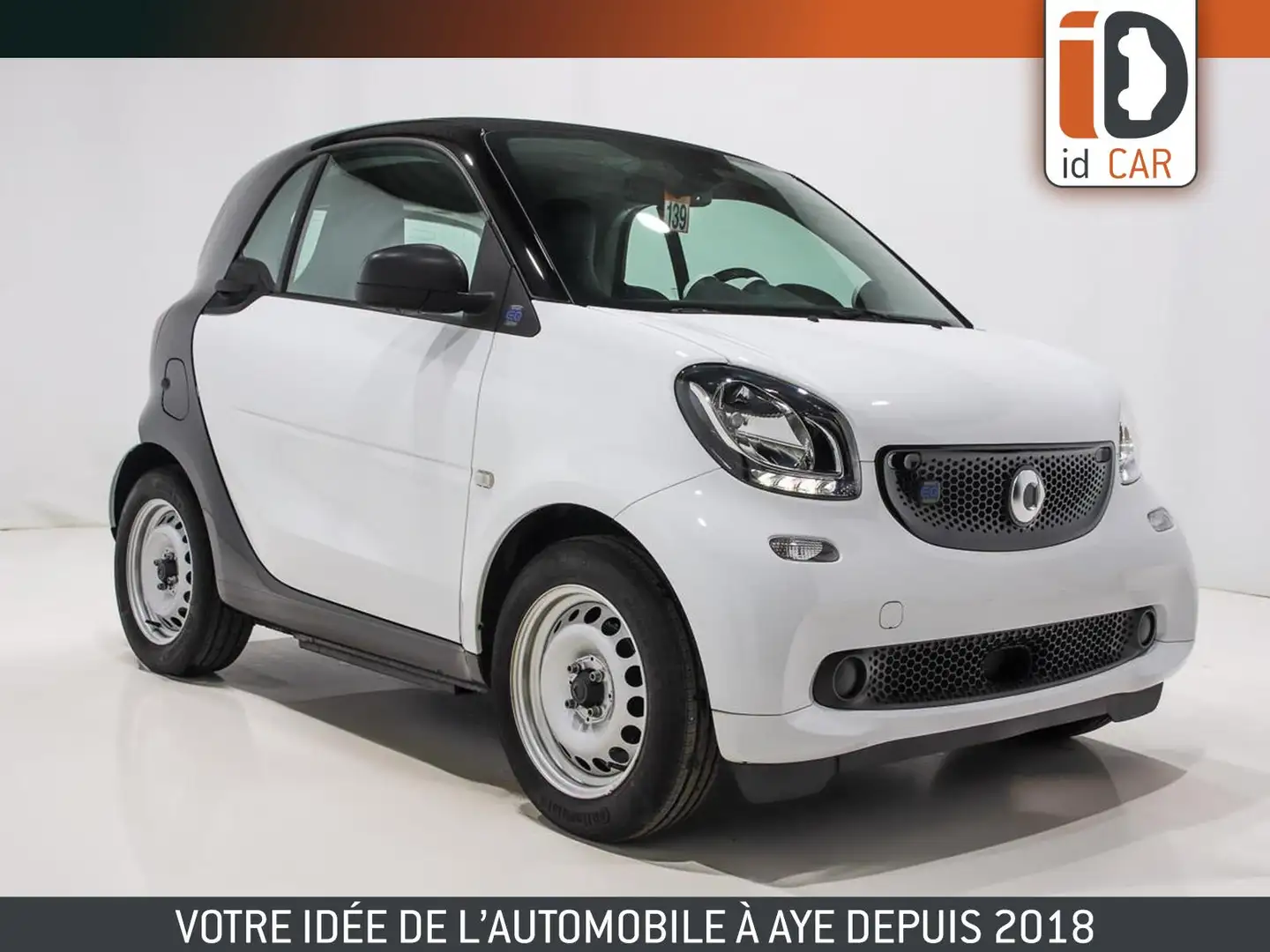smart forTwo EQ  CUIR CLIM REGU RADAR Blanc - 1