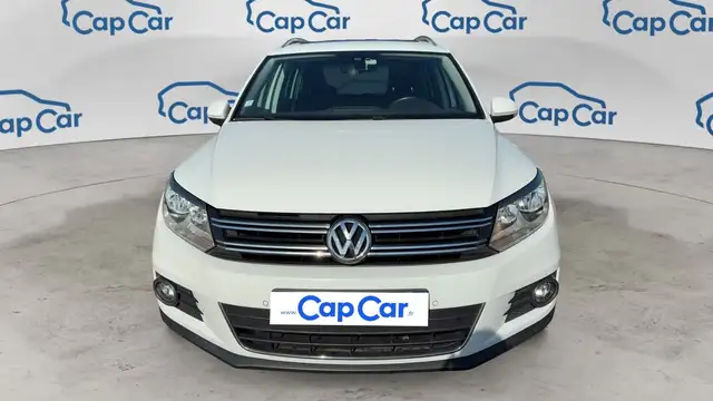 Volkswagen Tiguan view 5