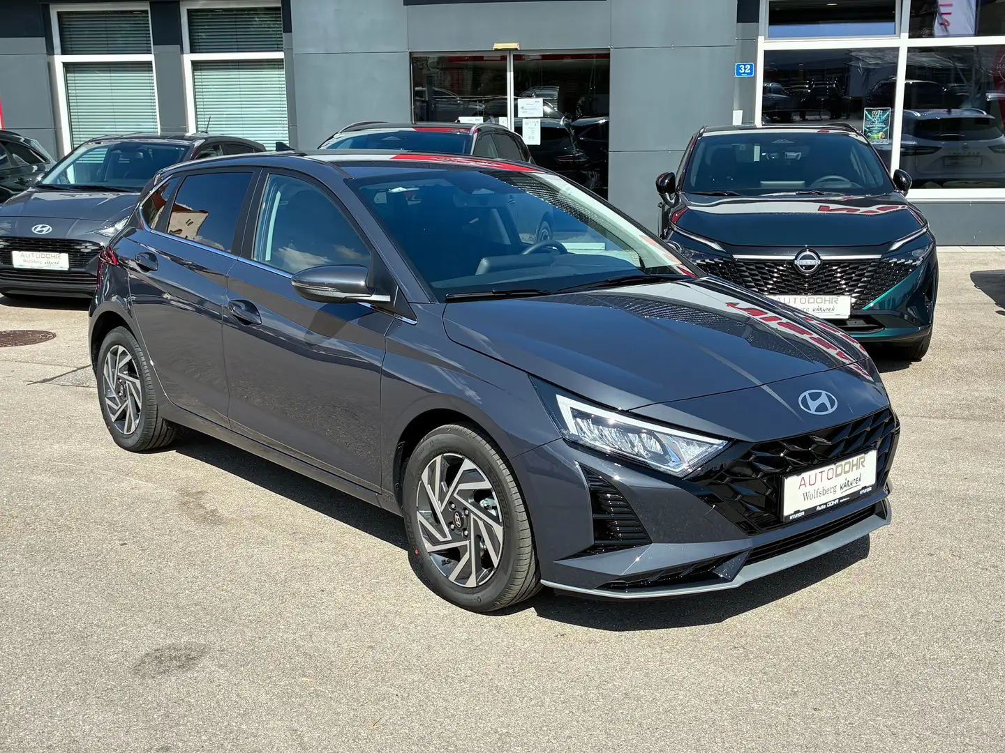 Hyundai i20 i20 1,0 T-GDI GO Plus DCT GO Plus Grau - 2