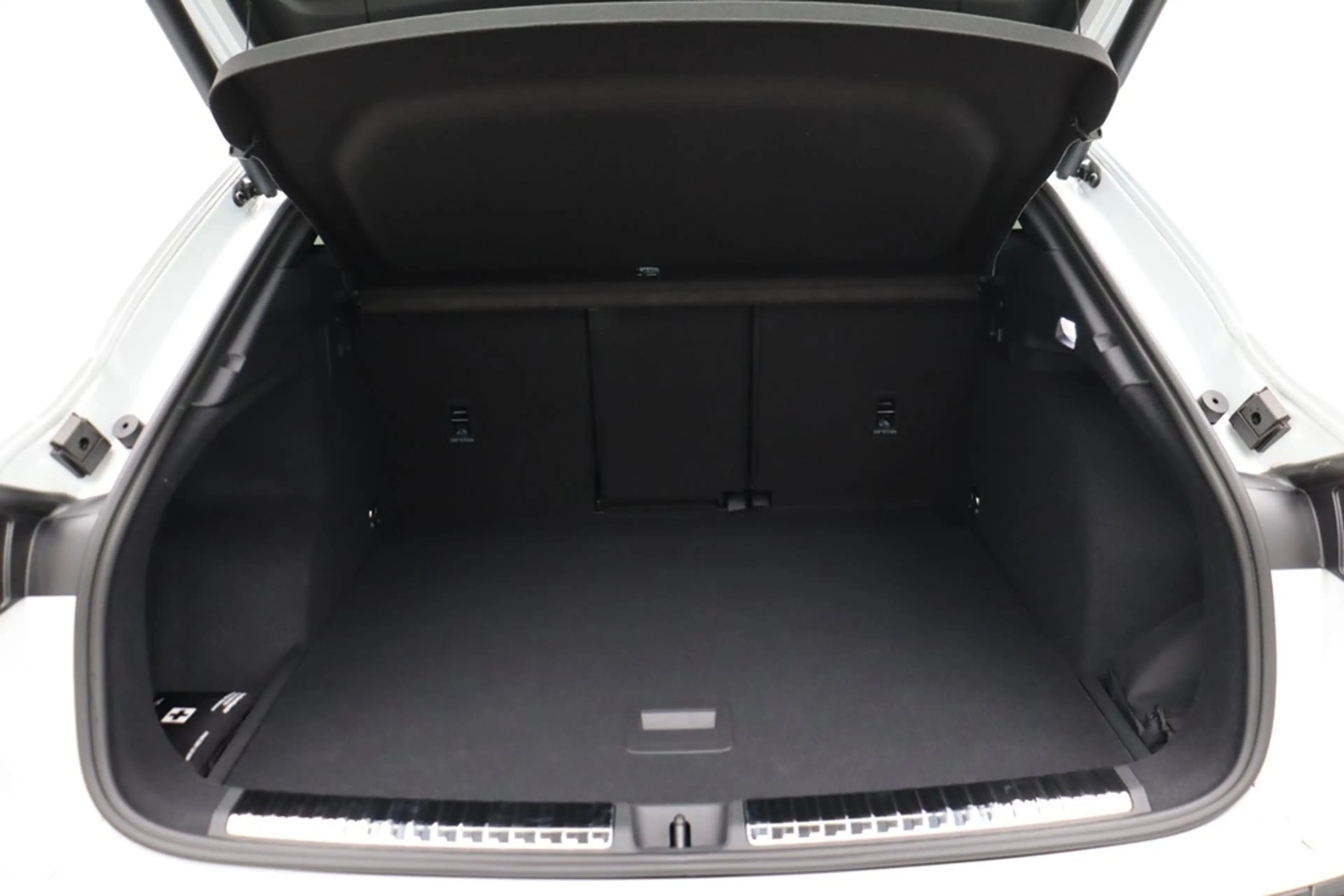 Audi Q3 Sportback TFSI quattro 195 kW S tronic Tech plu... — photo 12
