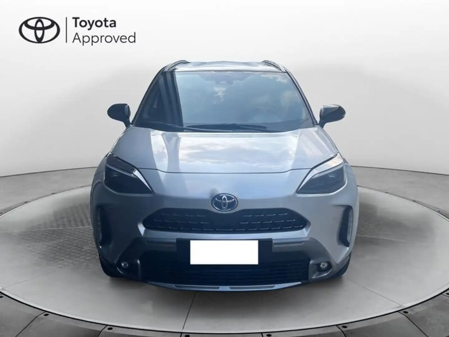 Toyota Yaris Cross 1.5 Hybrid 5p. E-CVT Adventure Argento - 2