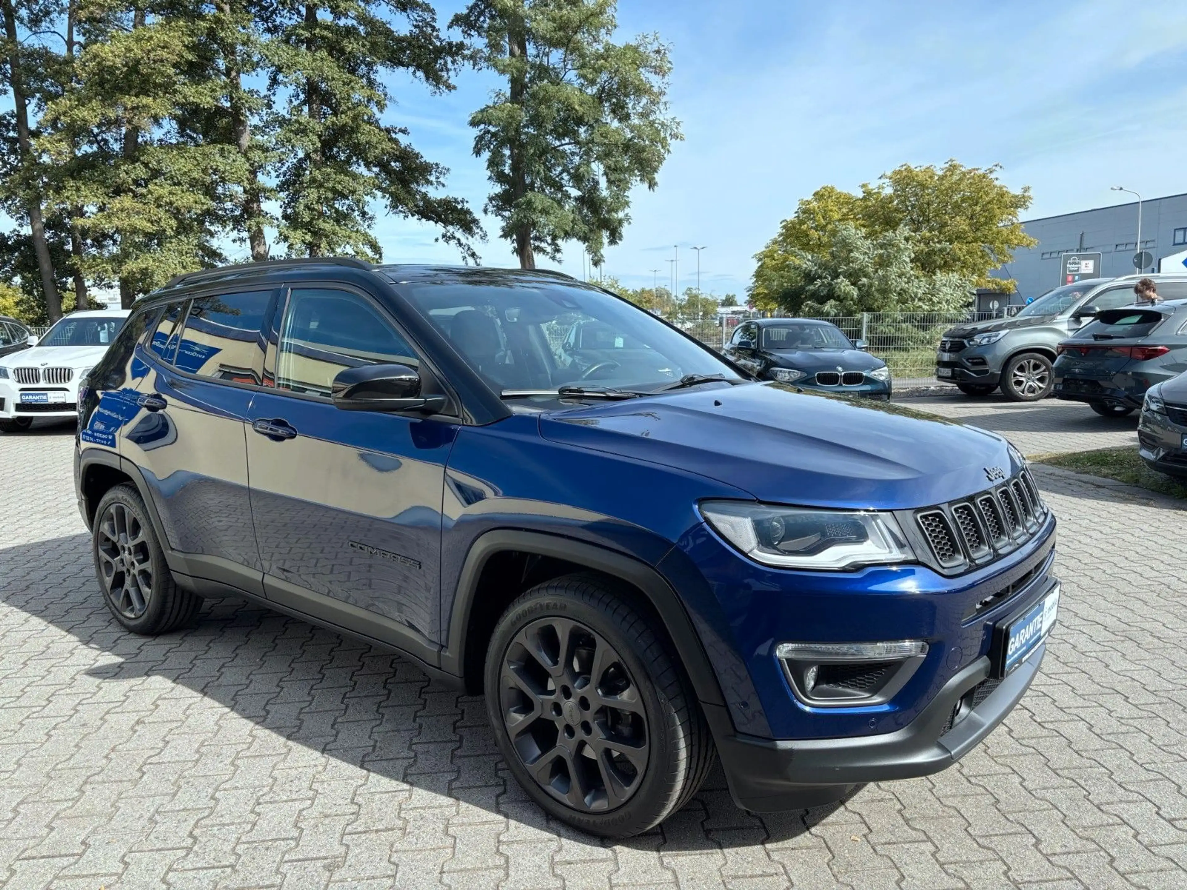 Jeep Compass S *AUTO*LEDER*PANO*ACC*CAM*LED*ALPINE*19 — photo 8