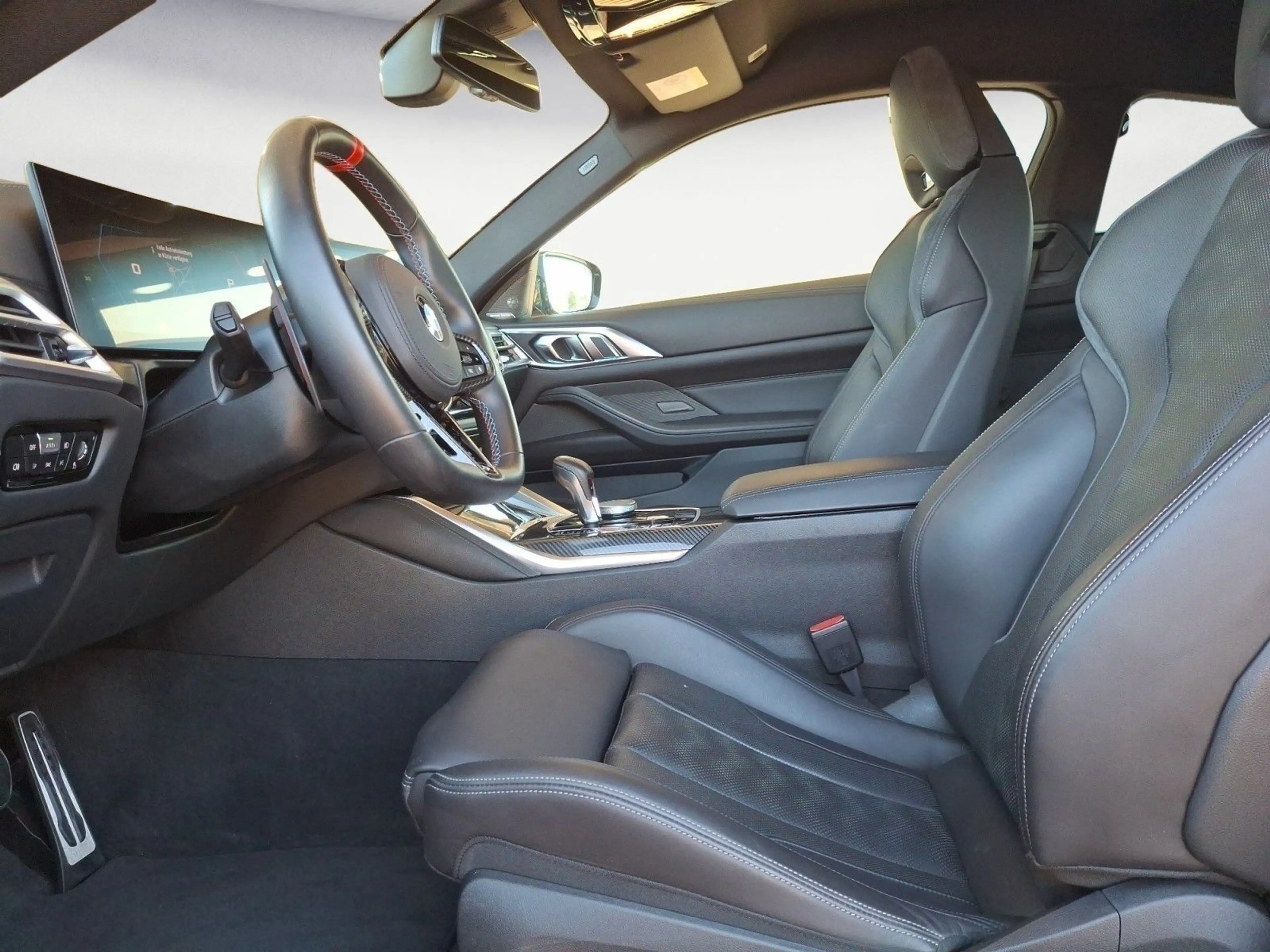 BMW M4 Competition M Carbon Exterieur Parking Plus M — photo 8
