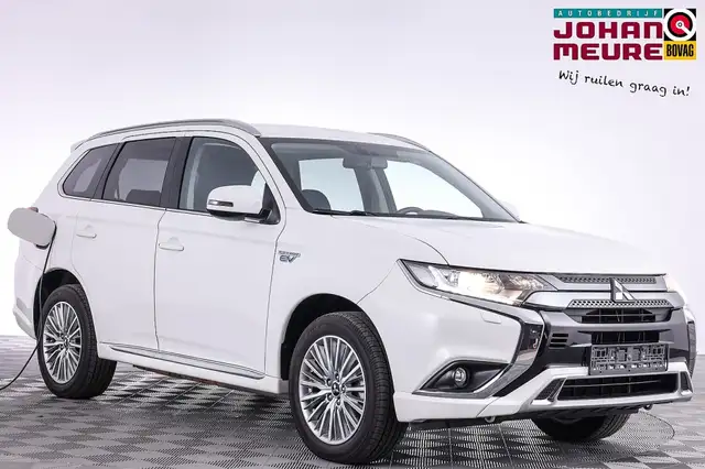 Mitsubishi Outlander 2.4 PHEV Intense+ | CAMERA | ECC | VELGEN