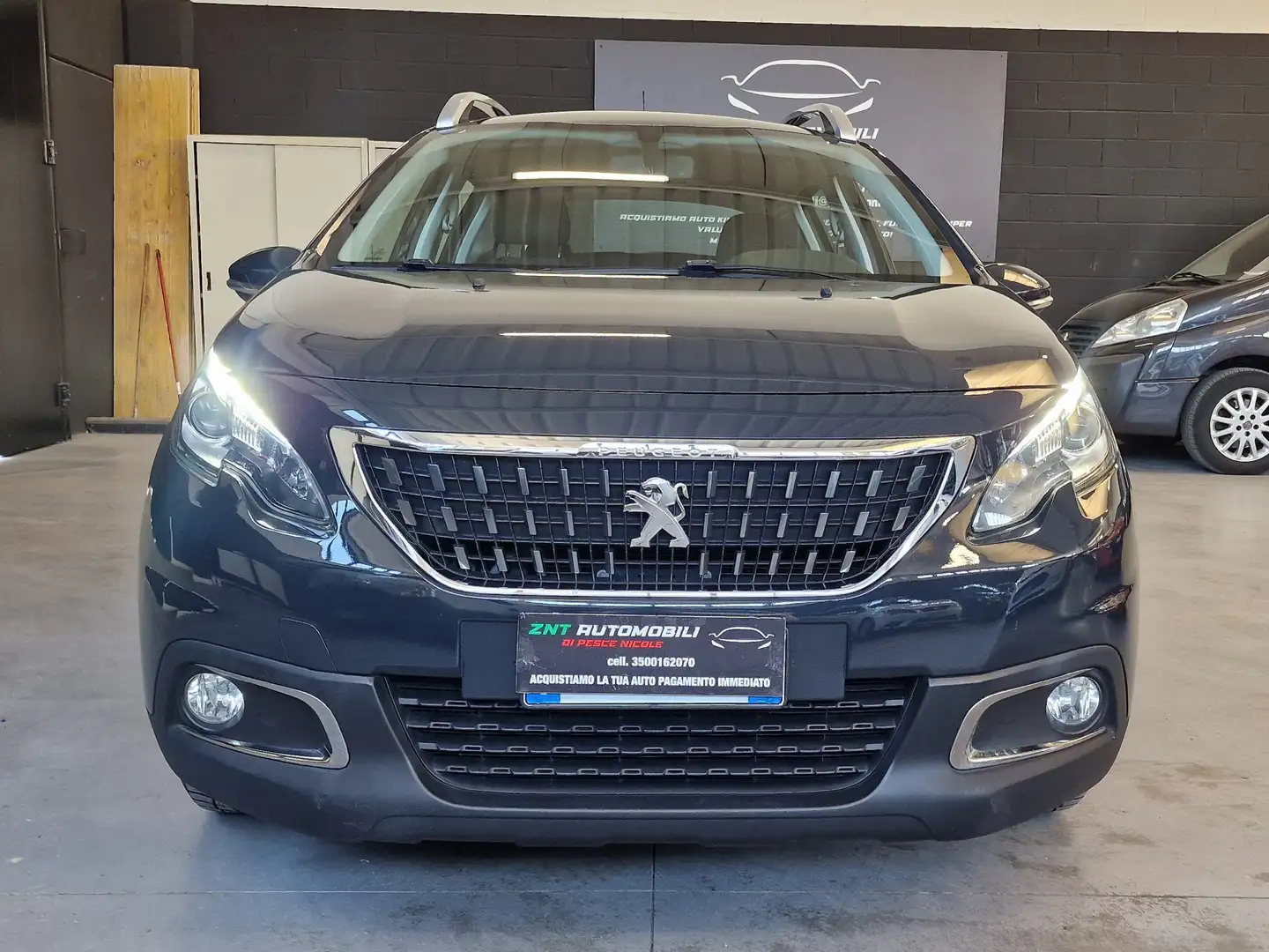 Peugeot 2008 2008 1.6 bluehdi Active 100cv my16 Šedá - 1