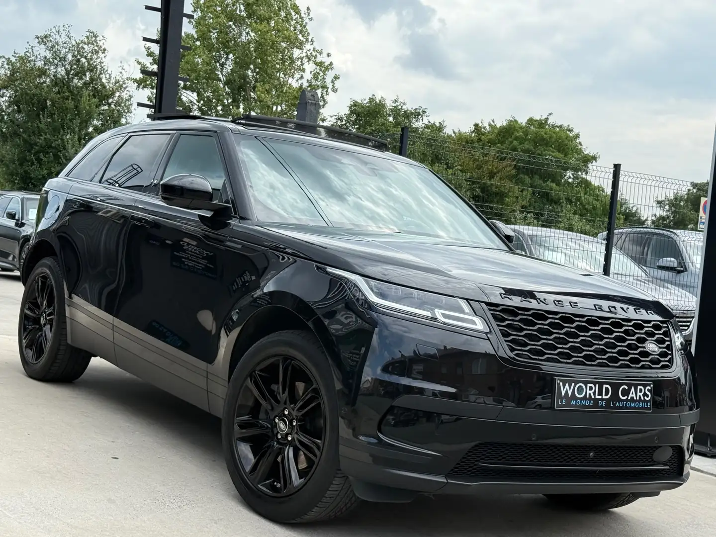 Land Rover Range Rover Velar 2.0 Turbo P250 R-Dynamic S TOIT PANO - CAM360° Zwart - 2