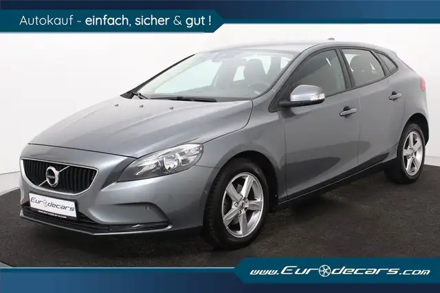 Volvo V40 D2 Kinetic *1.Hand*Navi*Park ass*Tempomat*