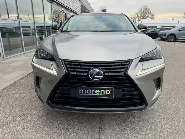 Lexus NX 300 2.5 Sport 4WD CVT