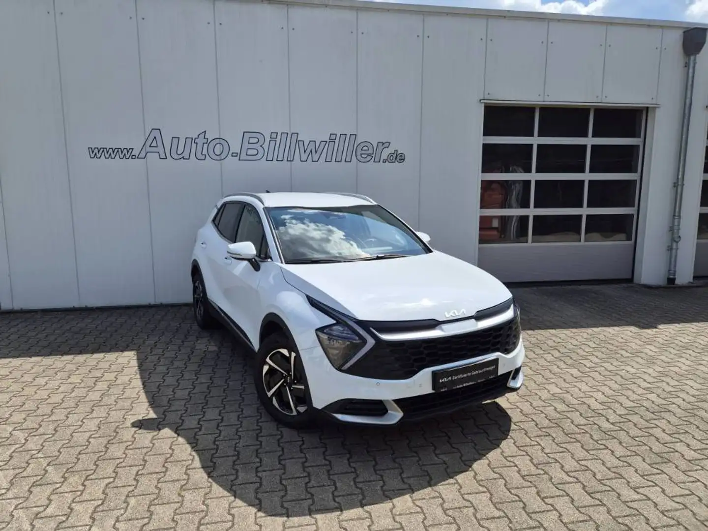 Kia Sportage 1.6 T-GDI MHEV AWD DCT7 Vision Komfort Weiß - 1