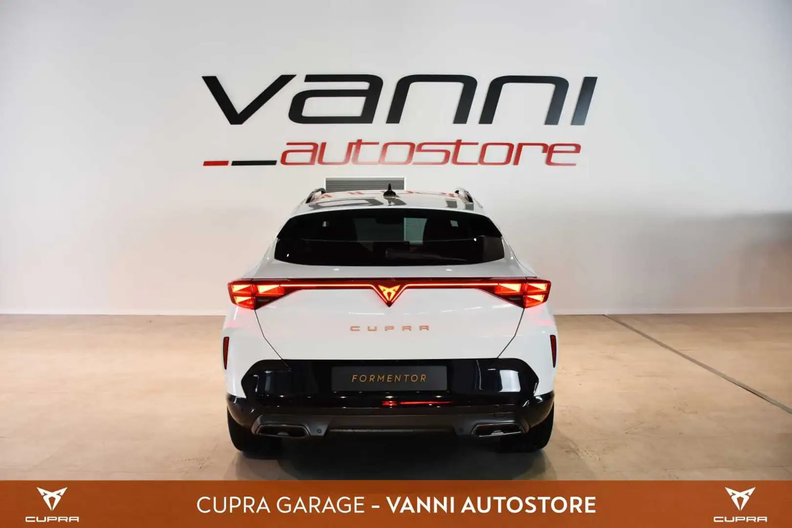 CUPRA Formentor 1.5 Hybrid DSG 150CV - MODELLO 2025 Blanc - 2