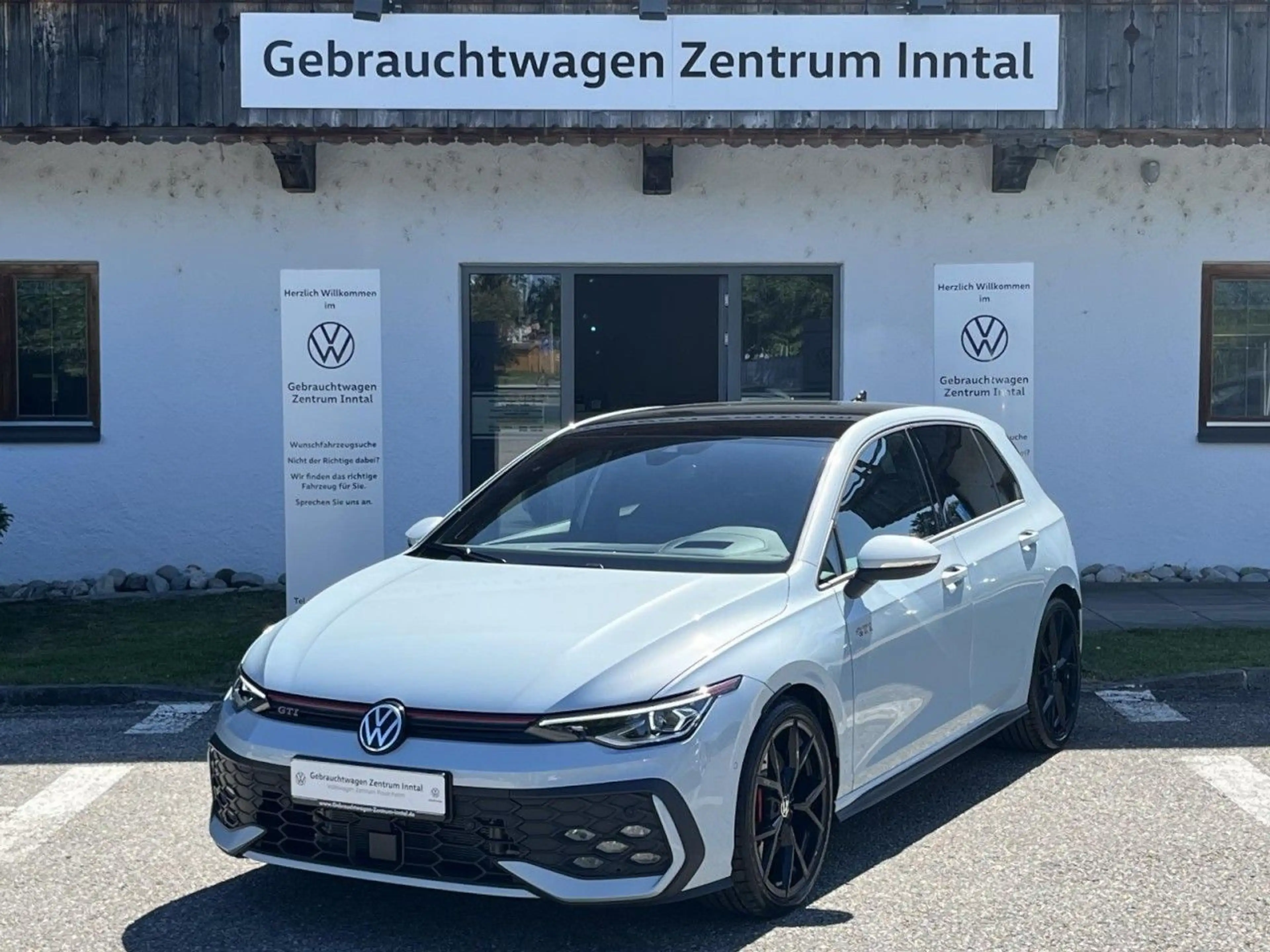 Volkswagen Golf GTI Golf VIII GTI 2,0 TSI DSG (IQLight+ACC+DCC) — photo 3