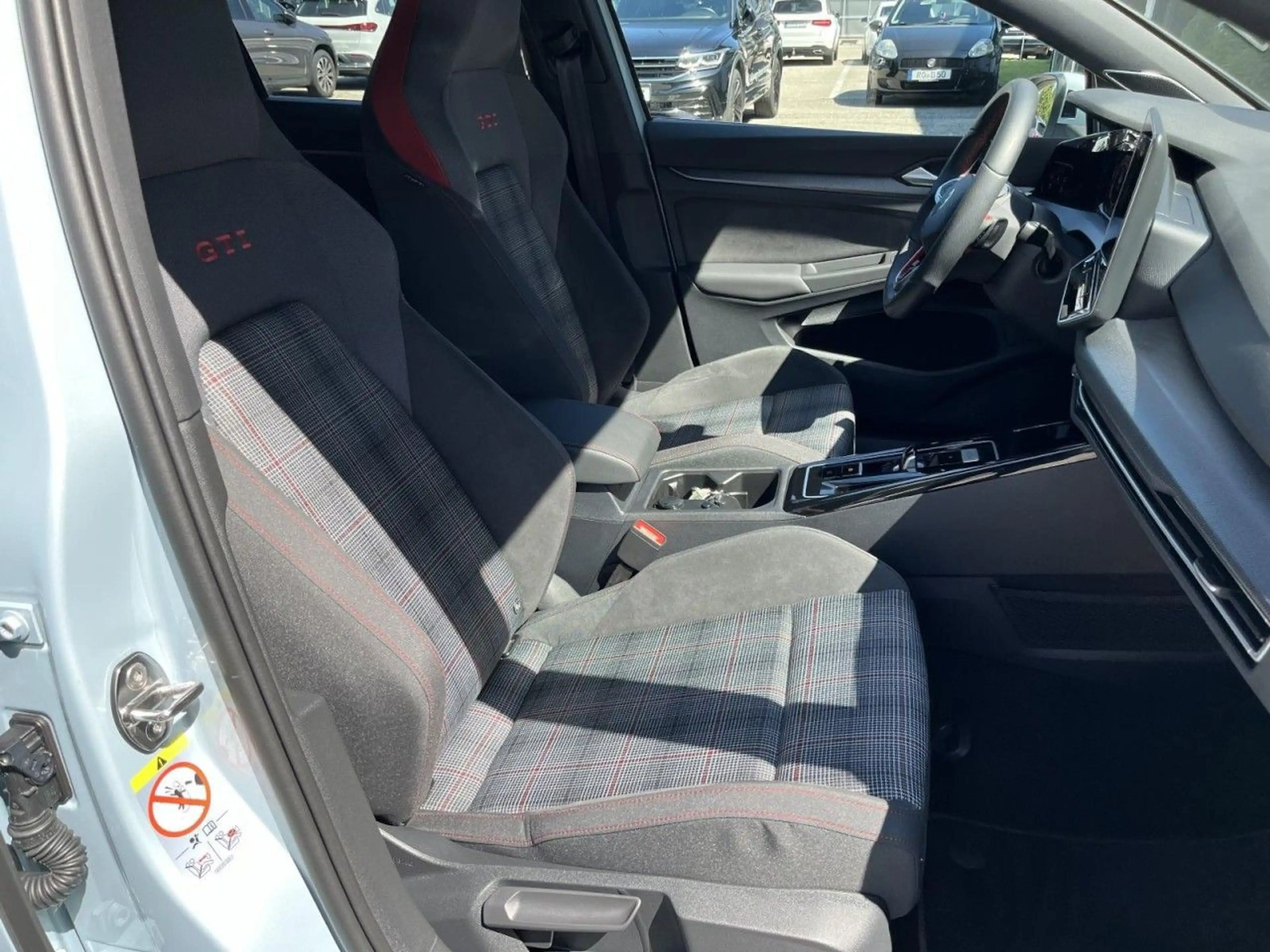 Volkswagen Golf GTI Golf VIII GTI 2,0 TSI DSG (IQLight+ACC+DCC) — photo 10