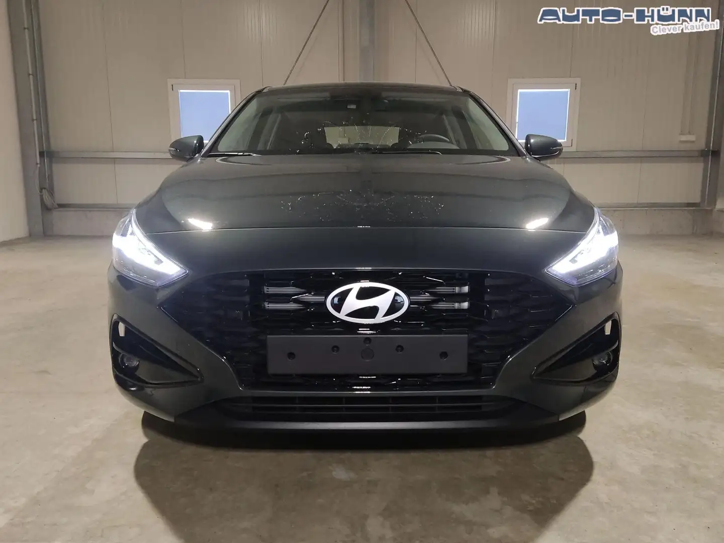Hyundai i30 GO! 1.0 T-GDI 100 PS Navi-AppleCarPlay-AndroidA... Groen - 2