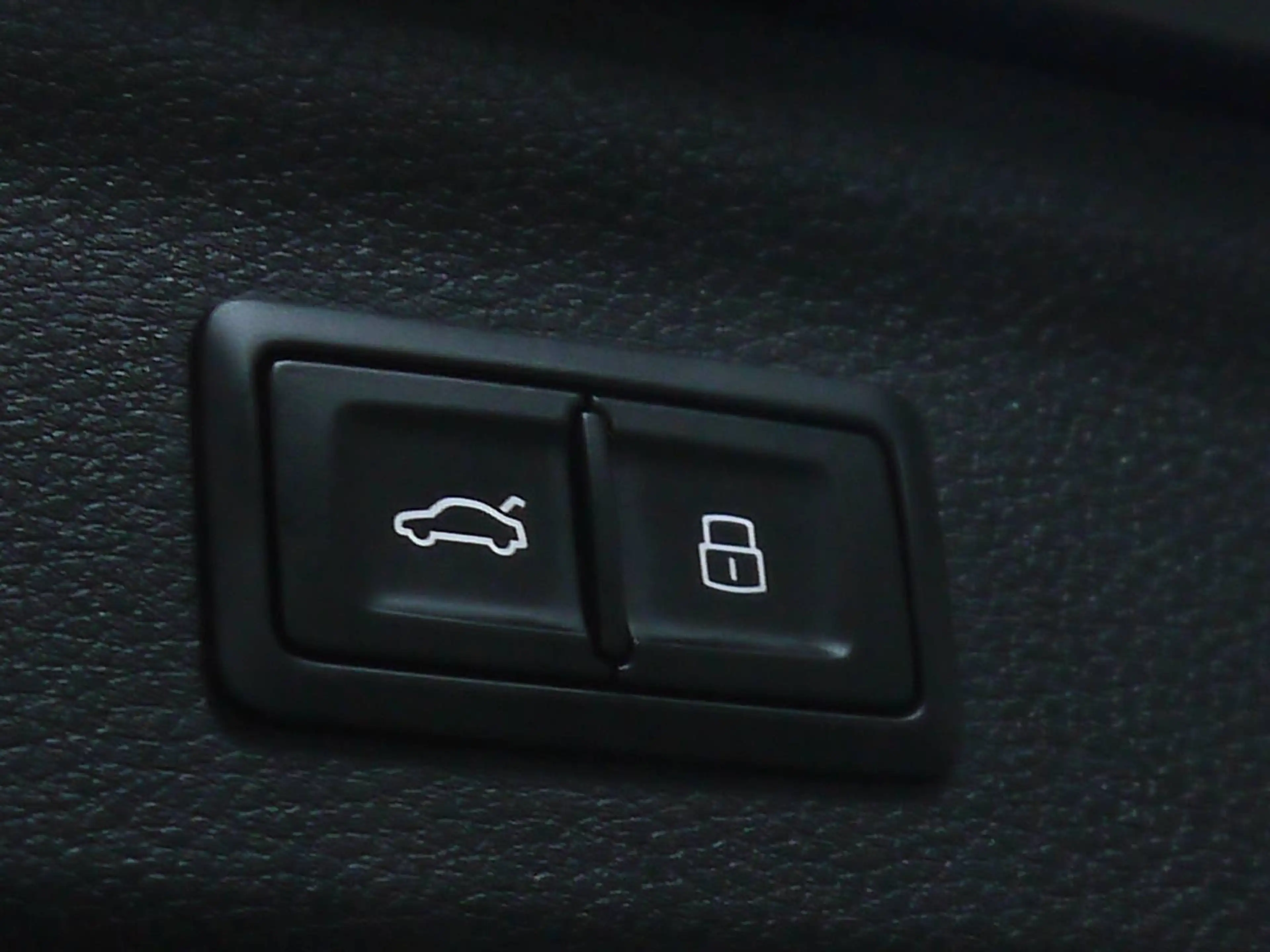 Audi RS Q3 2.5 TFSI quattro — photo 11