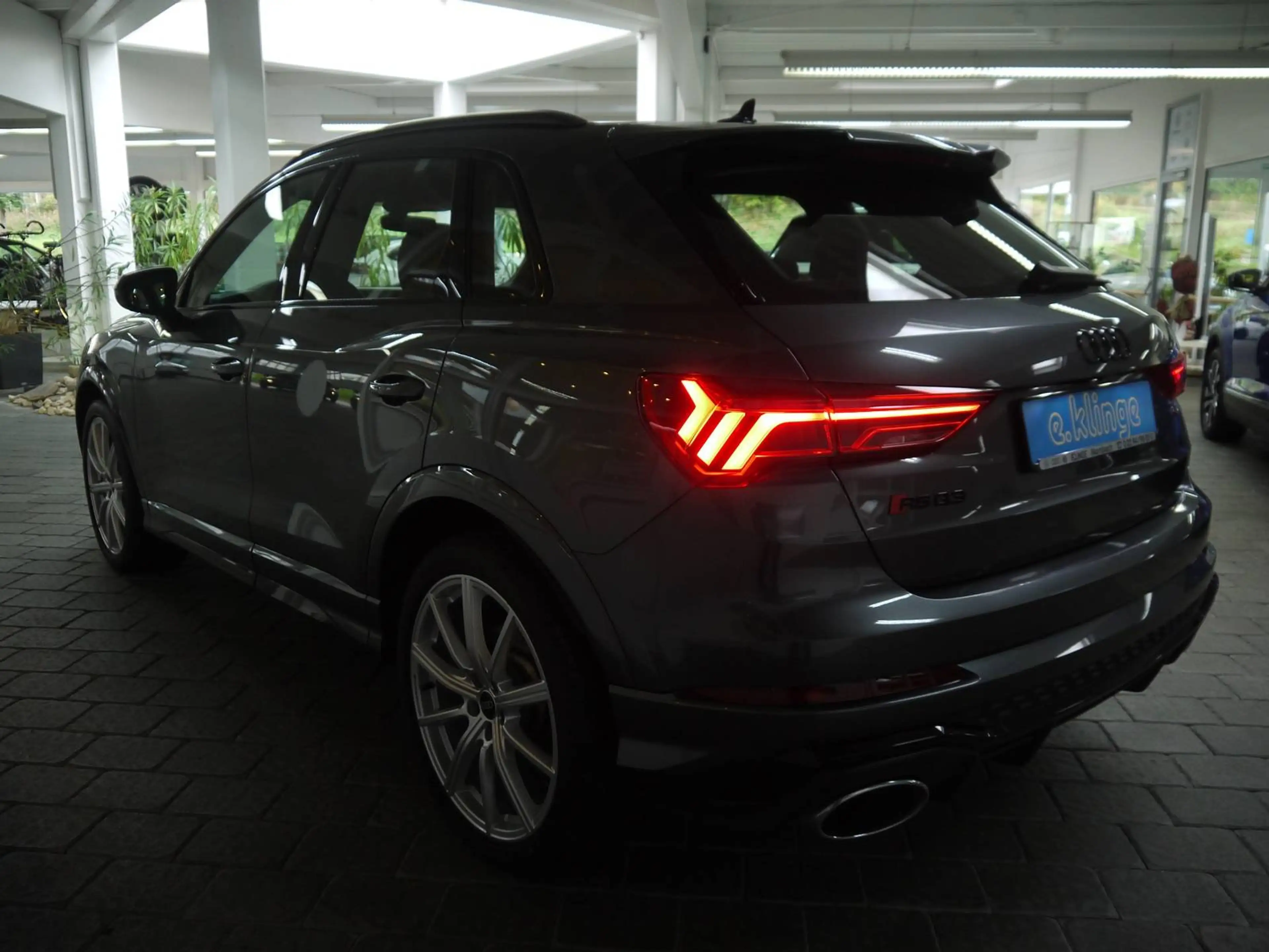 Audi RS Q3 2.5 TFSI quattro — photo 4
