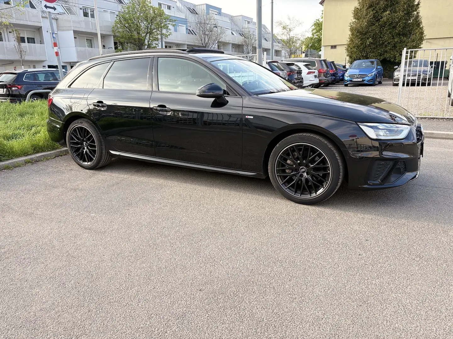 Audi A4 Avant 40 TDI quattro Sport*PANORAMA*S-LINE* Schwarz - 1