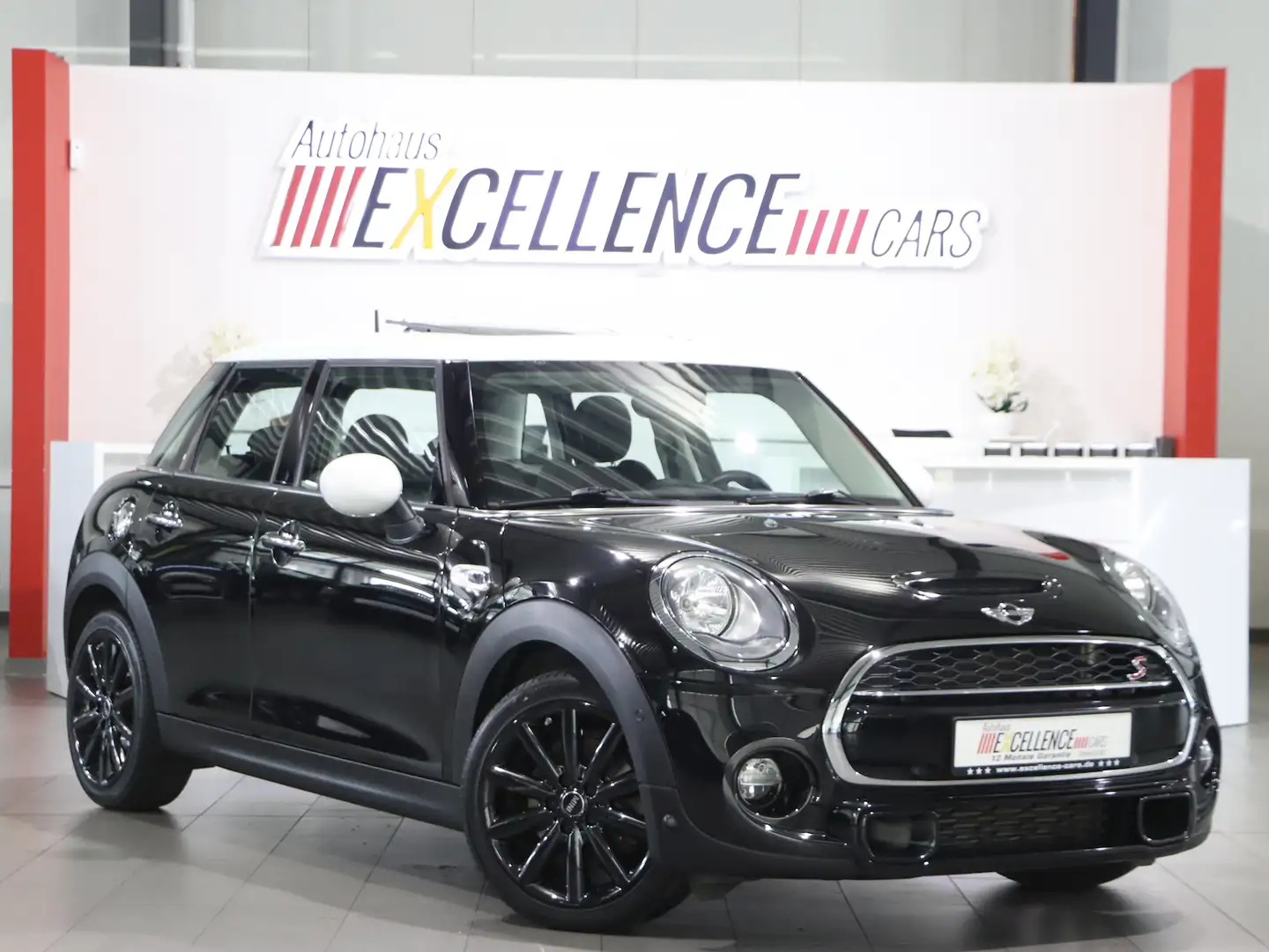 MINI Cooper SD PEPPER II EXCITEMENT / BLACK & WHITE Schwarz - 1