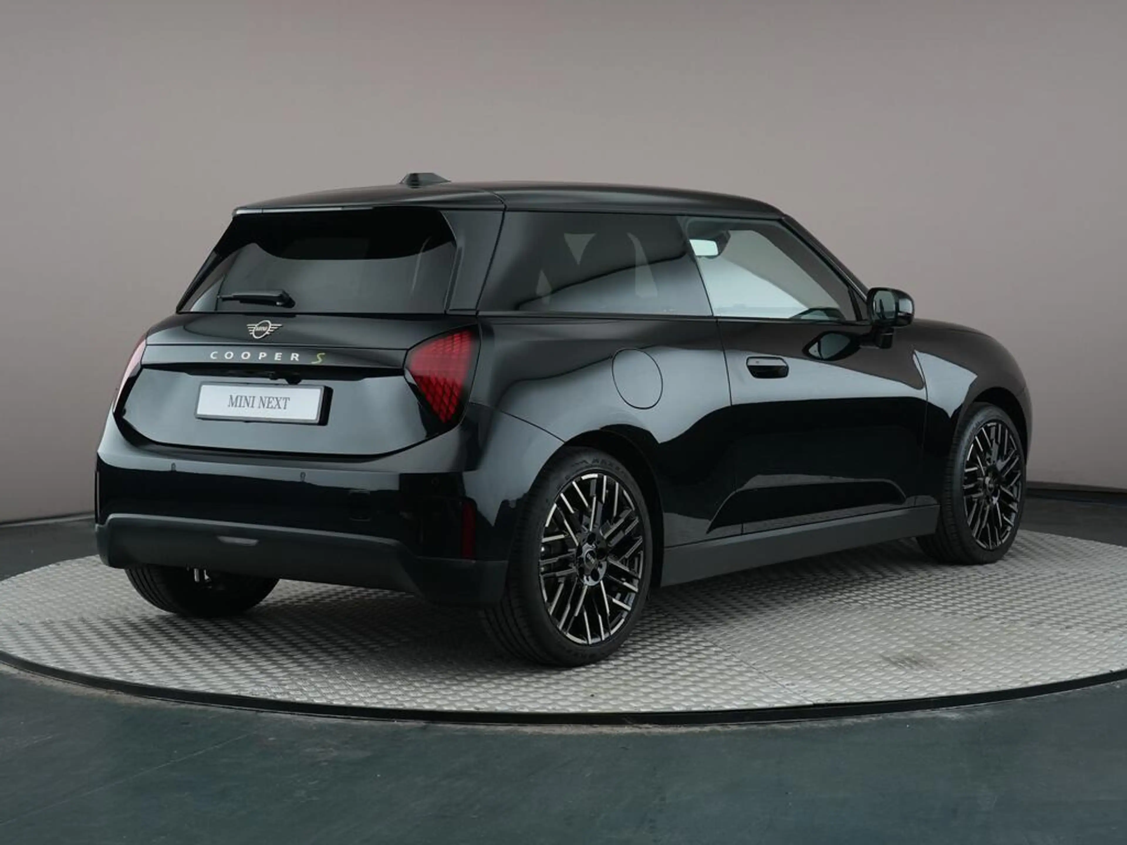 MINI Cooper SE 3-Deurs Pakket M | Favoured Trim | Comfort Acces | — photo 2