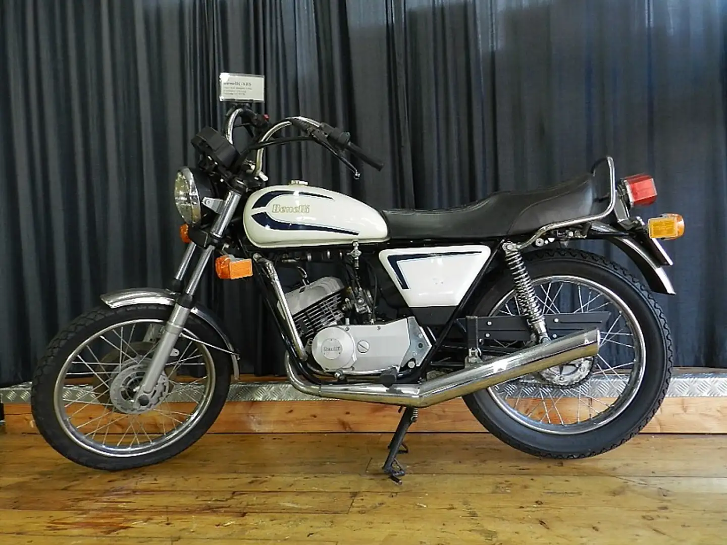 Benelli Sonstige 125 Z1P Weiß - 2