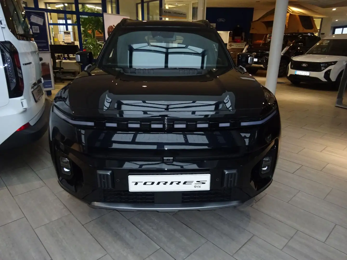 KGM Torres EVX 152kW Titanium 462km Reichweite (WLTP Zwart - 1