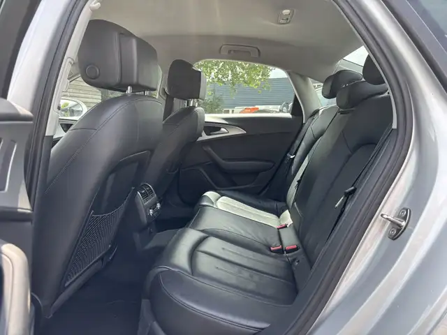 Audi A6 view 11