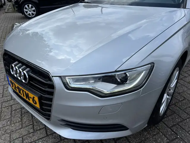 Audi A6 view 9