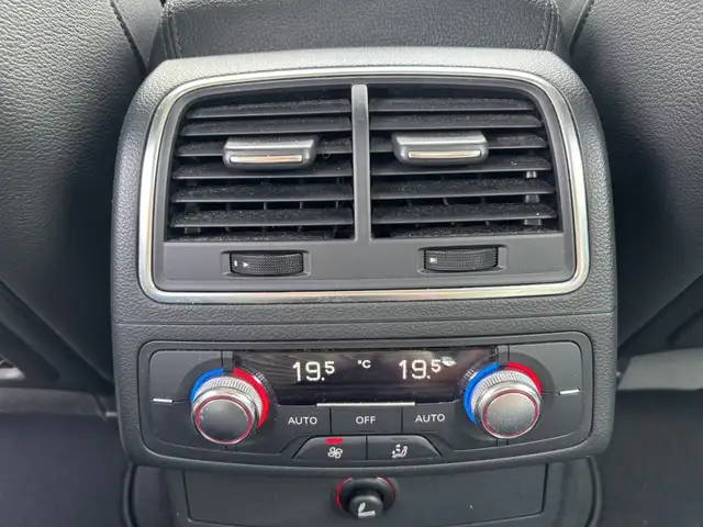 Audi A6 view 12