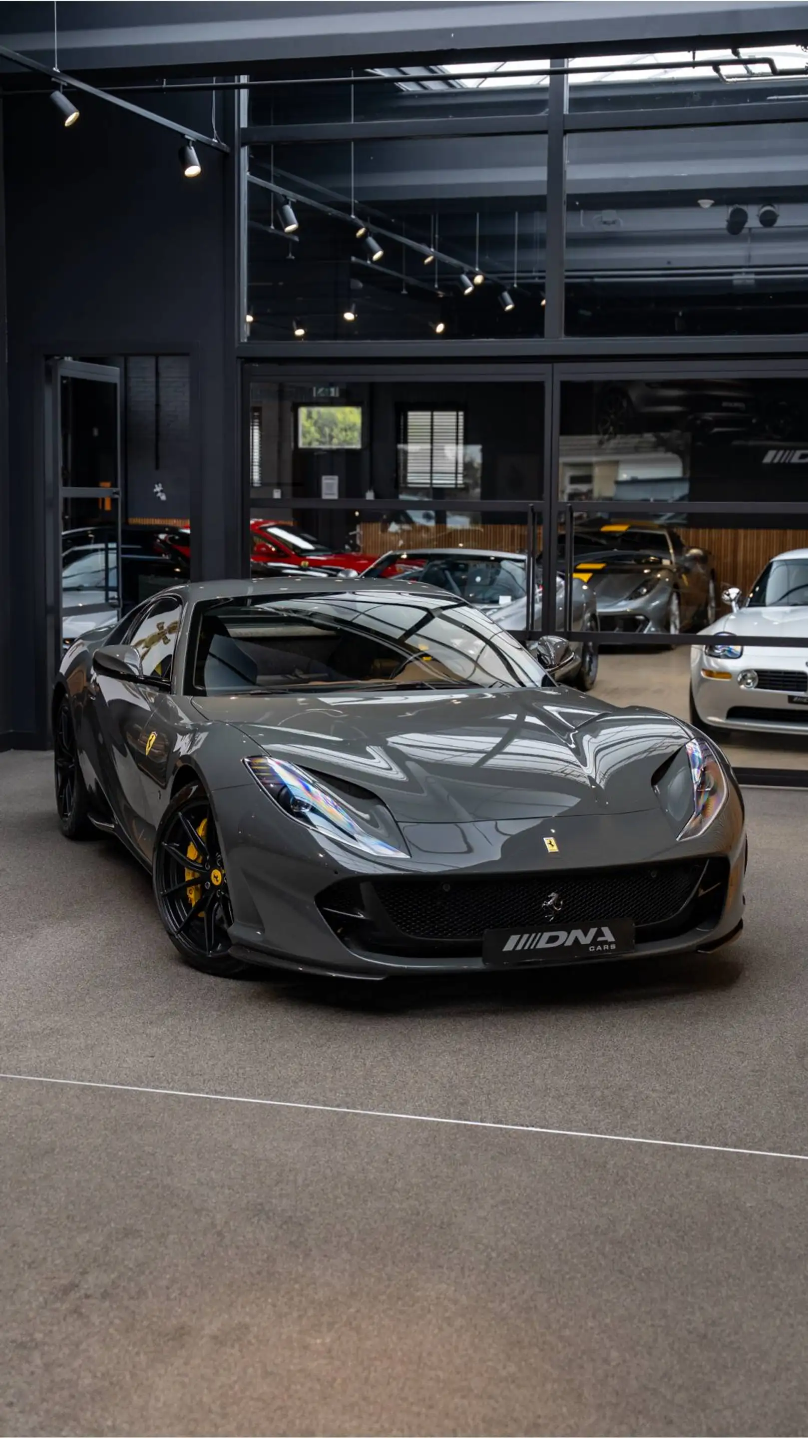 Ferrari 812 Superfast Full Carbon Historical Color Lift JBL 6. — photo 24
