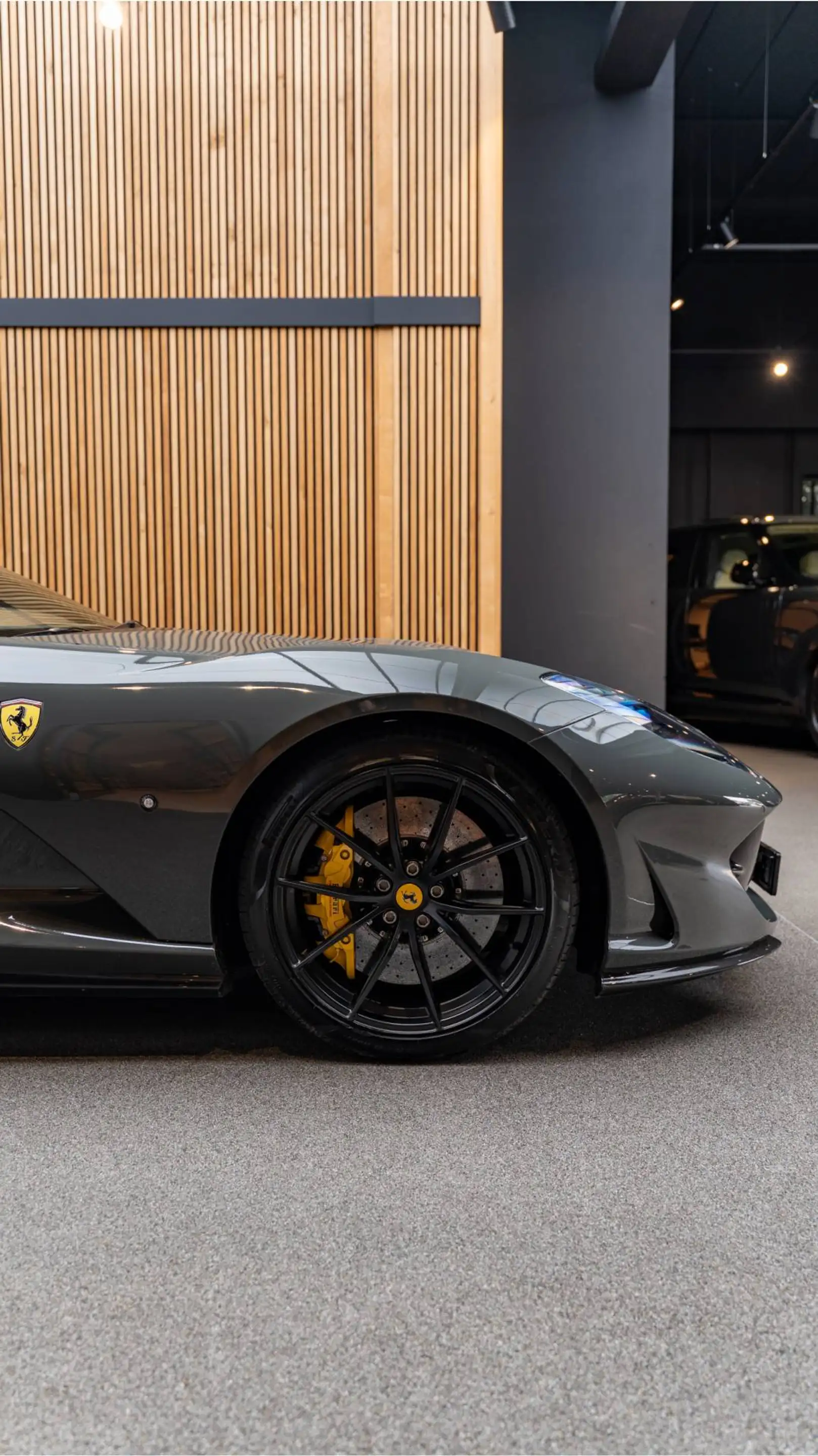 Ferrari 812 Superfast Full Carbon Historical Color Lift JBL 6. — photo 27