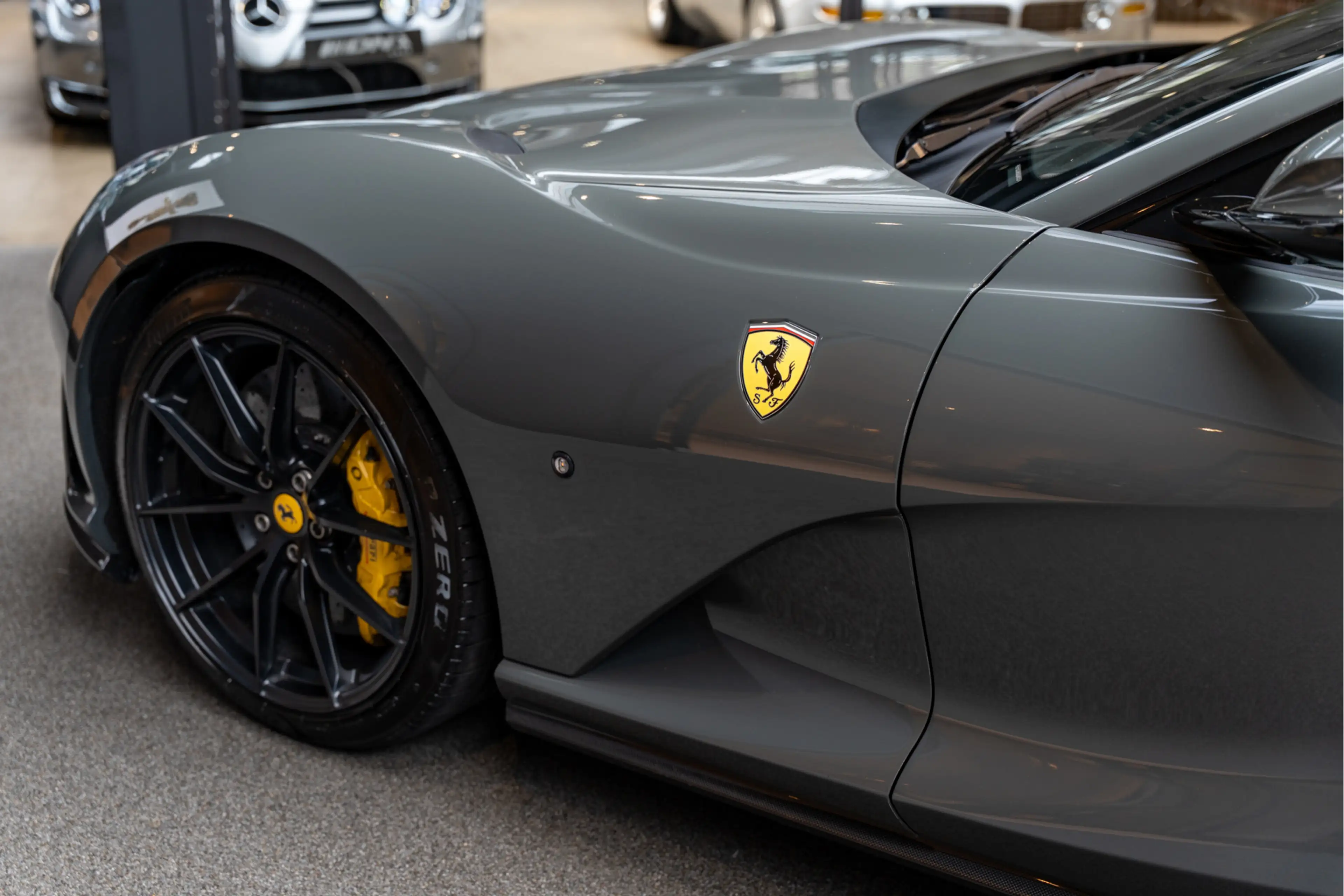 Ferrari 812 Superfast Full Carbon Historical Color Lift JBL 6. — photo 19