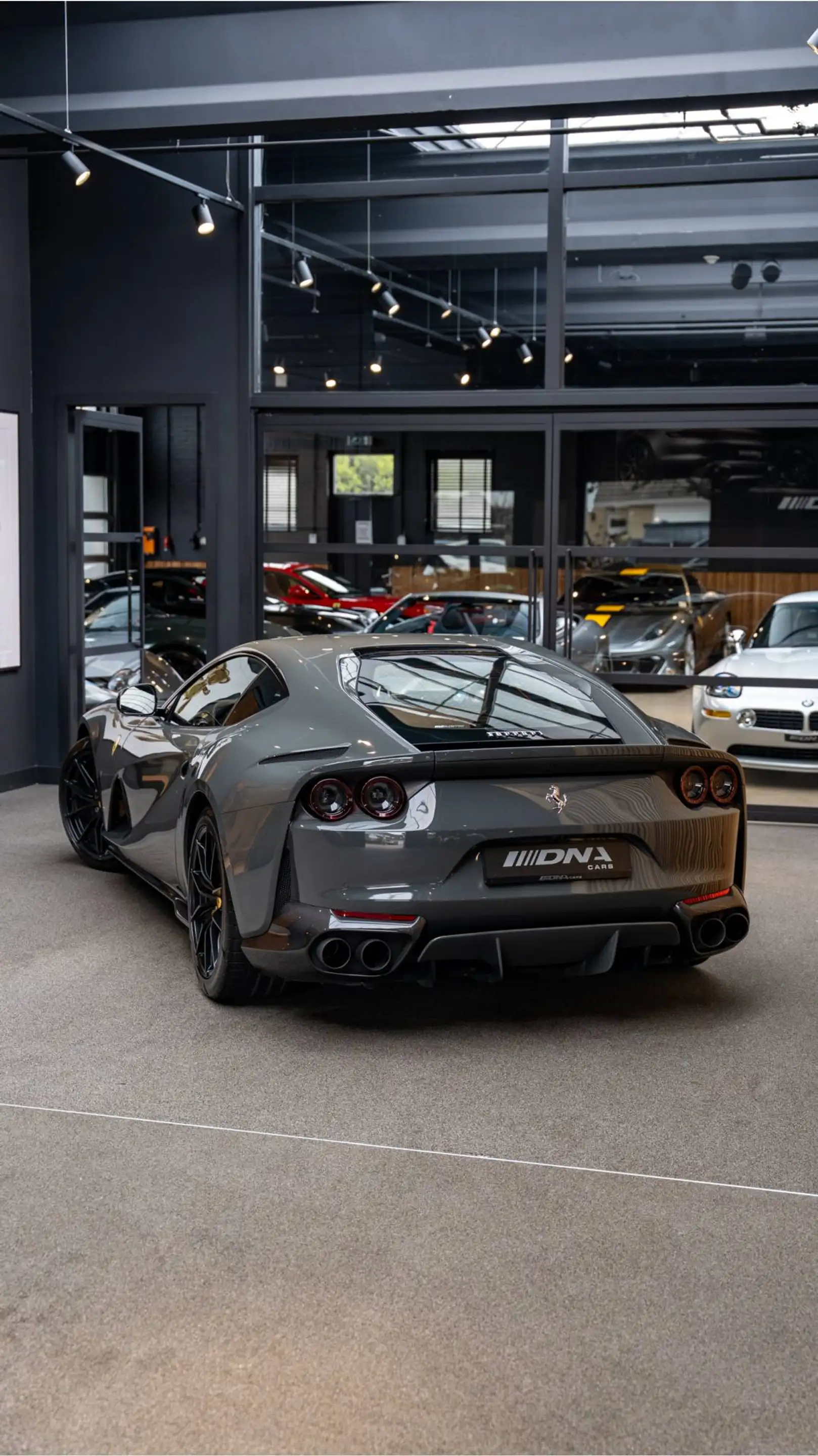 Ferrari 812 Superfast Full Carbon Historical Color Lift JBL 6. — photo 30