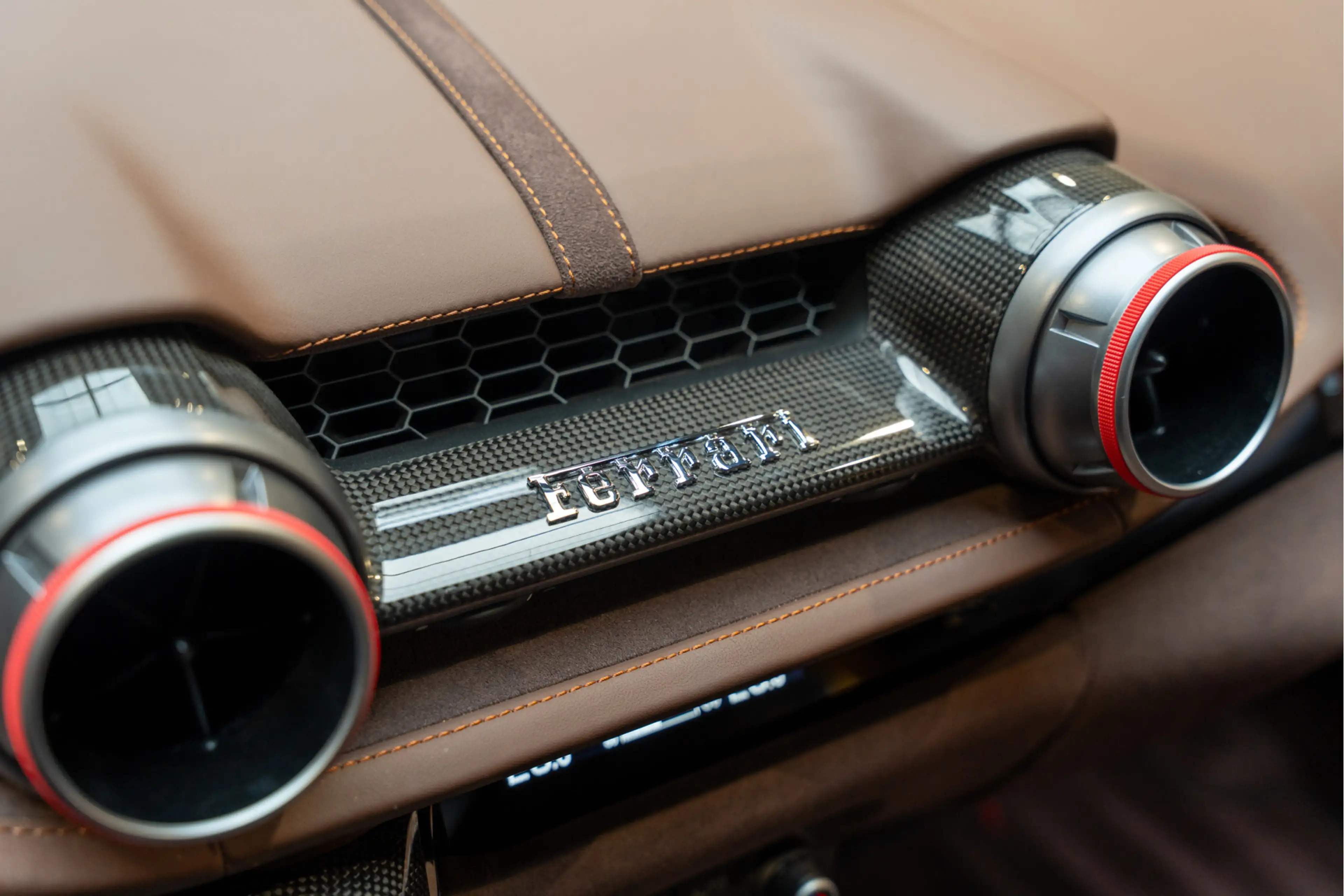 Ferrari 812 Superfast Full Carbon Historical Color Lift JBL 6. — photo 45