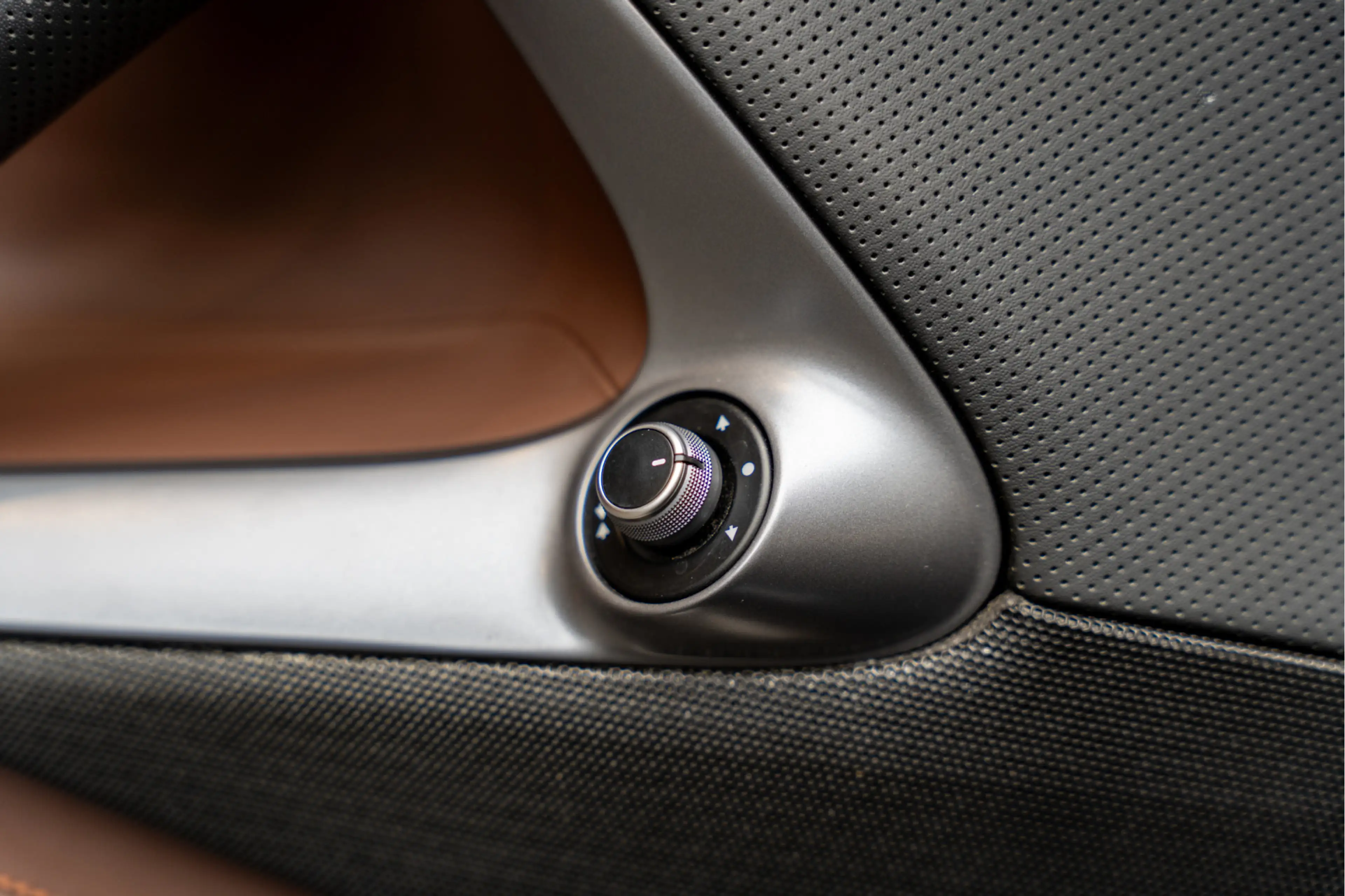 Ferrari 812 Superfast Full Carbon Historical Color Lift JBL 6. — photo 34