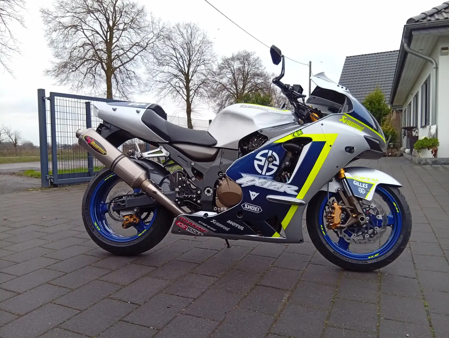 Kawasaki Ninja ZX-12R -----Superbike Lenker ---Komplett Akrapovic Silver - 2