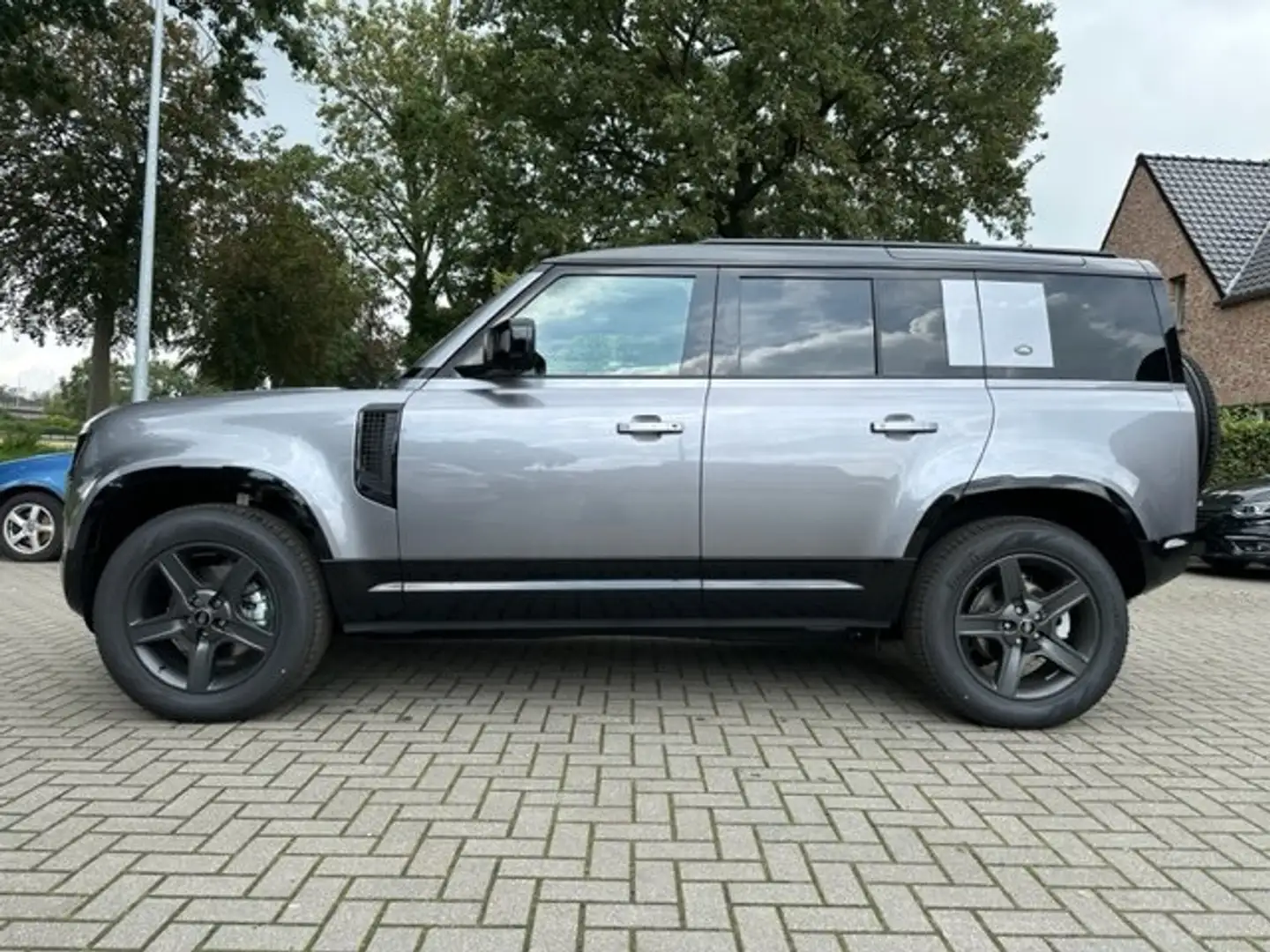 Land Rover Defender 110  3.0 D MHEV D250 X-Dynamic SE, Full option Grijs - 2
