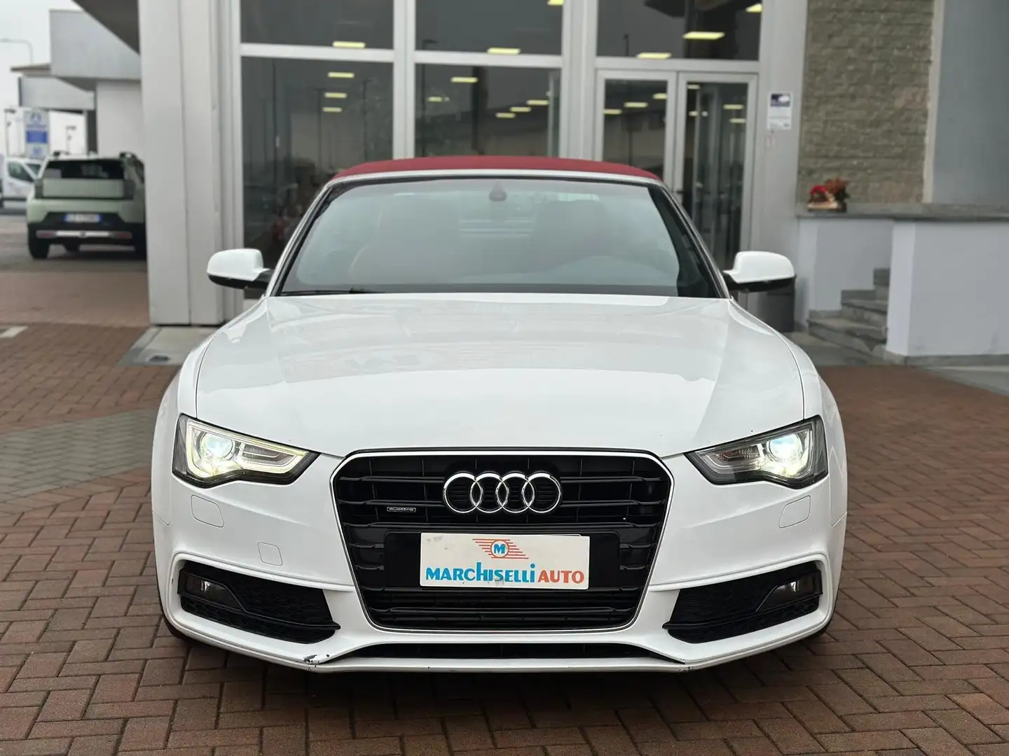 Audi A5 Cabrio 3.0 V6 tdi s-line quattro 245cv s-tronic Bianco - 2