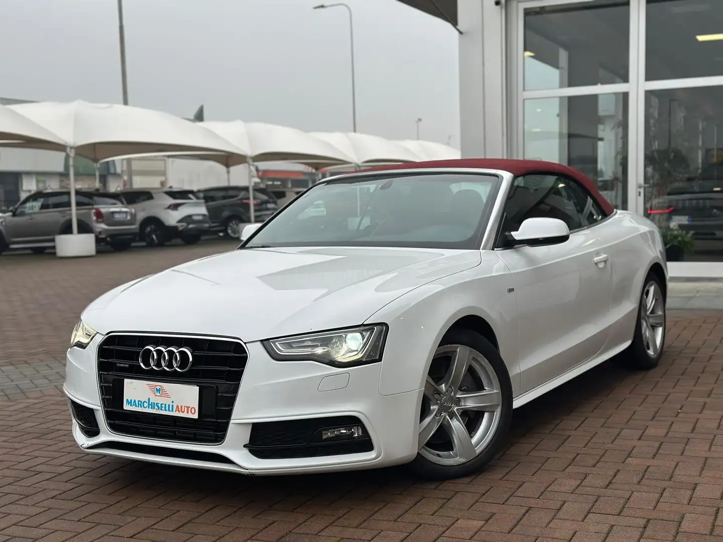 Audi A5 Cabrio 3.0 V6 tdi s-line quattro 245cv s-tronic Bianco - 1