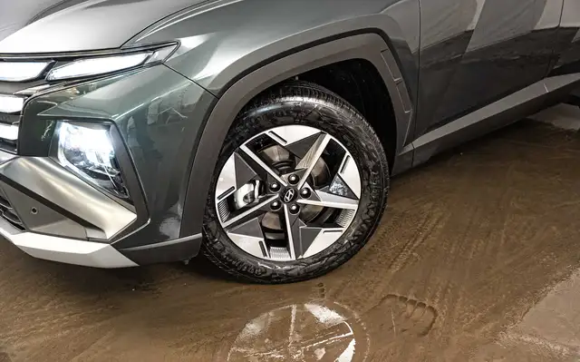 Hyundai Tucson view 5