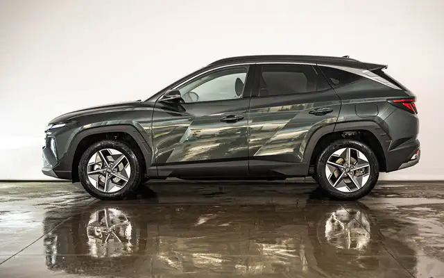 Hyundai Tucson view 2