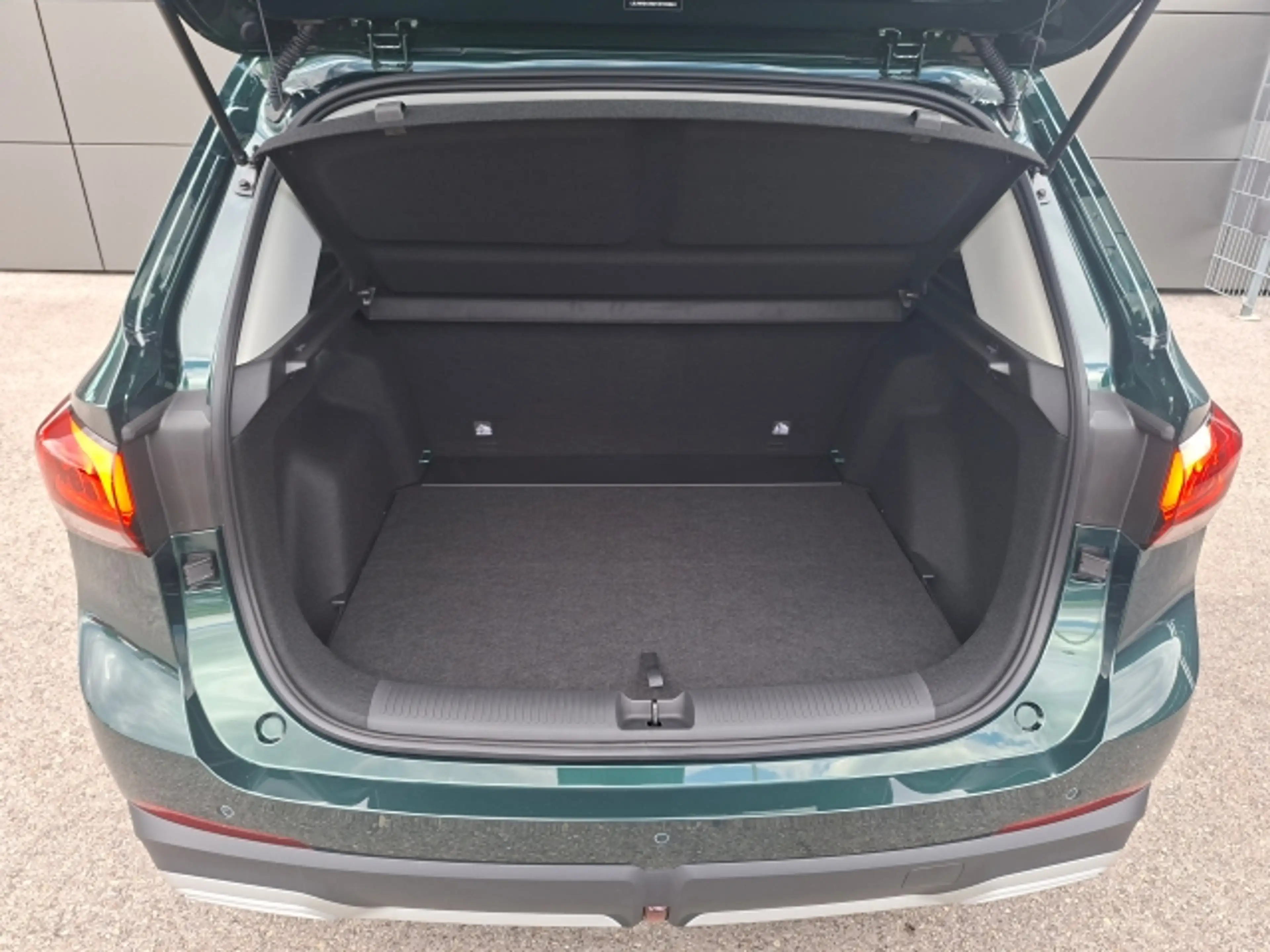 MG ZS HEV Luxury MY26 — photo 6
