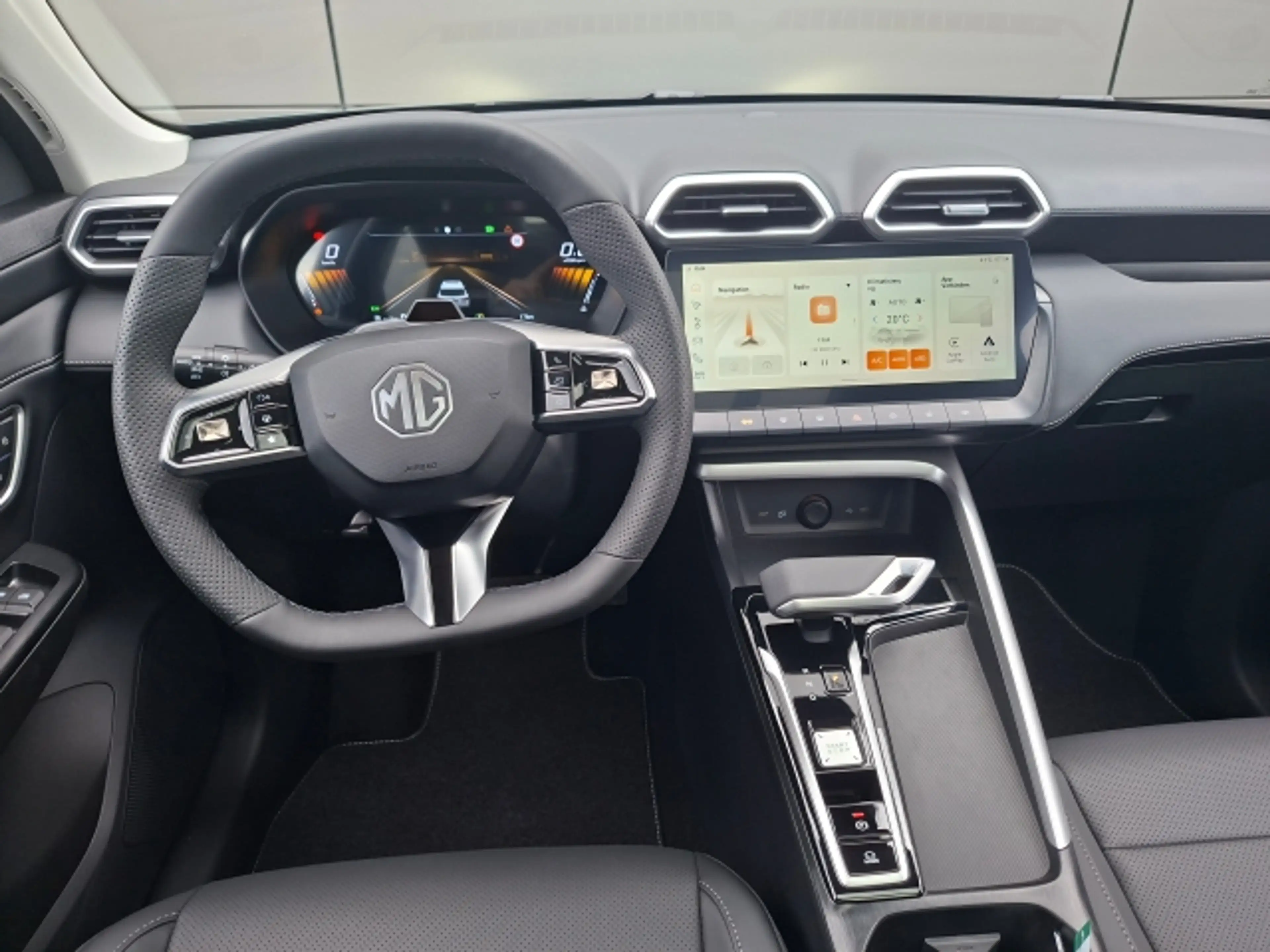 MG ZS HEV Luxury MY26 — photo 13