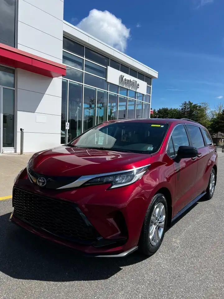 2023 Toyota Sienna