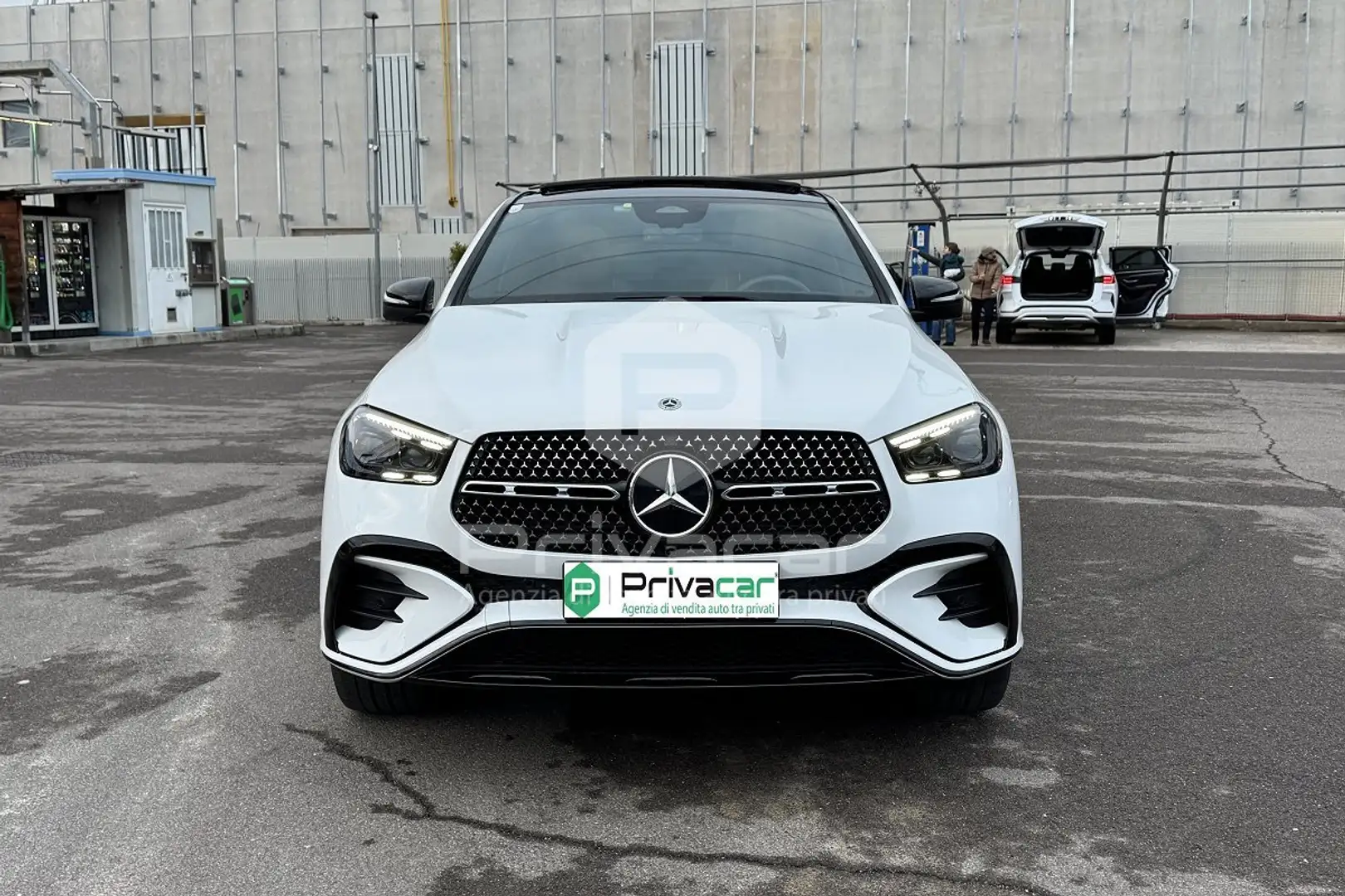 Mercedes-Benz GLE 450 GLE 450 d 4Matic Mild Hybrid Coupé AMG Line Premium Plus Weiß - 2