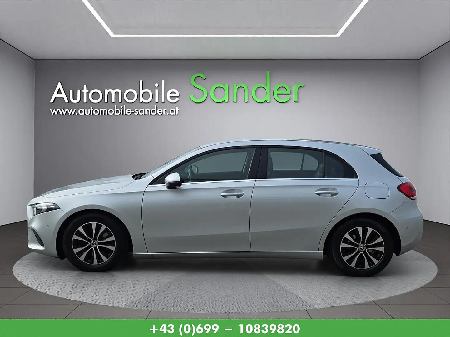 Mercedes-Benz A 200 Aut. STYLE PAKET *1.BESITZ/LED/NAVI* Silber - 2