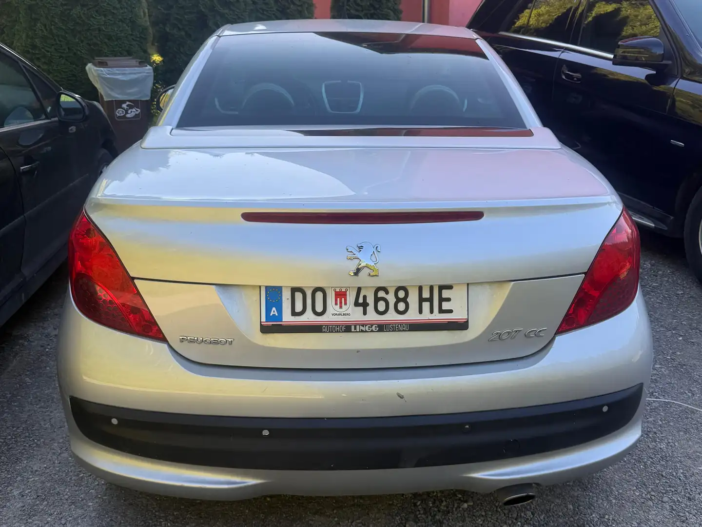 Peugeot 207 207 CC Active 1,6 16V Active Grau - 1