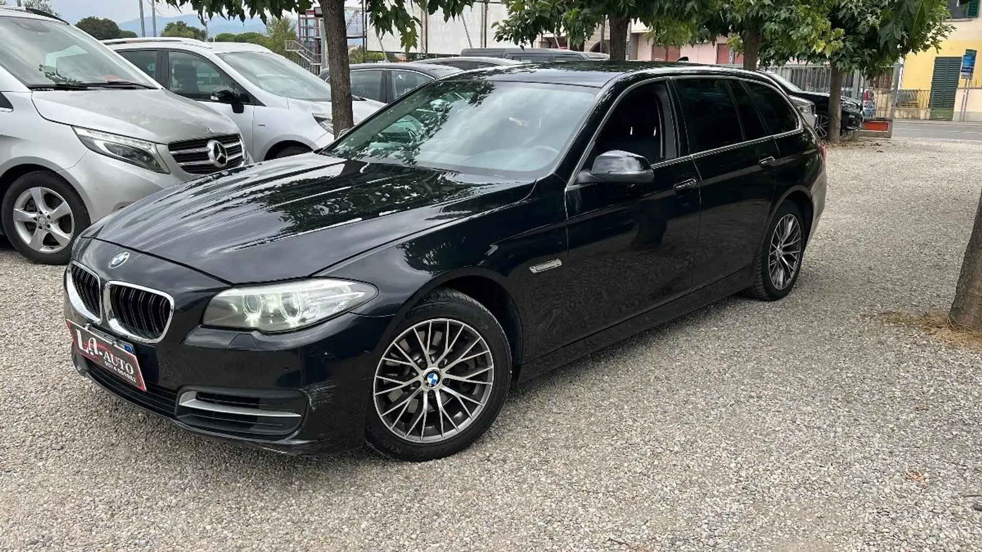 BMW 520 520d Touring Business 184cv auto E6 Nero - 1